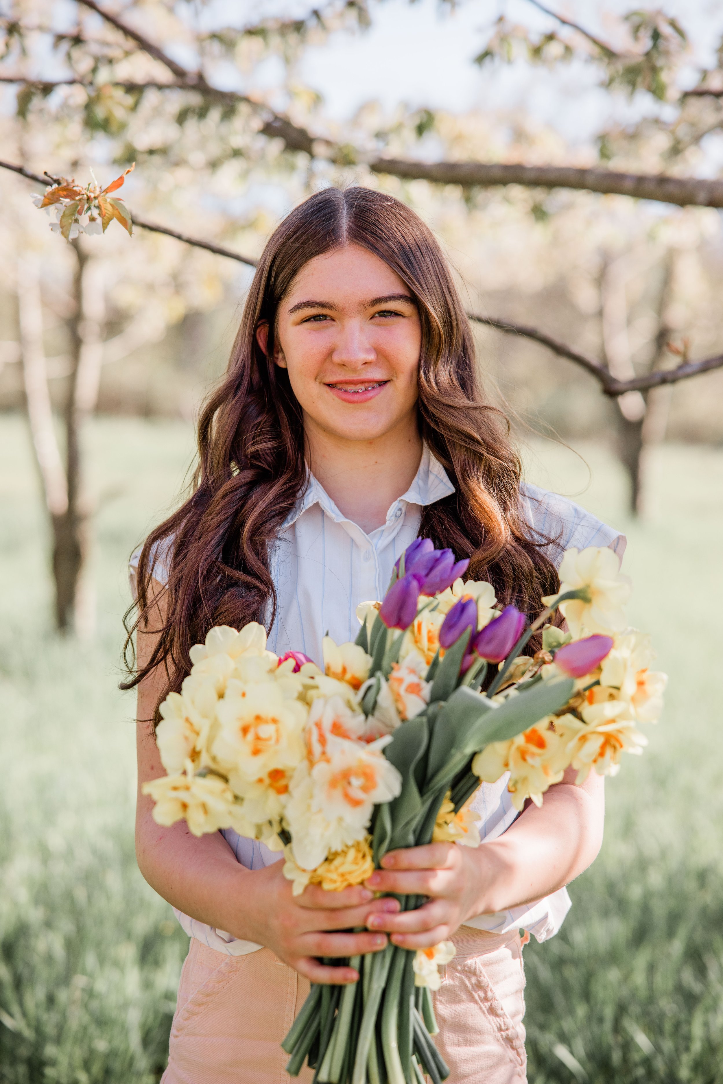 Goats and Blooms Mini Sessions-17.jpg