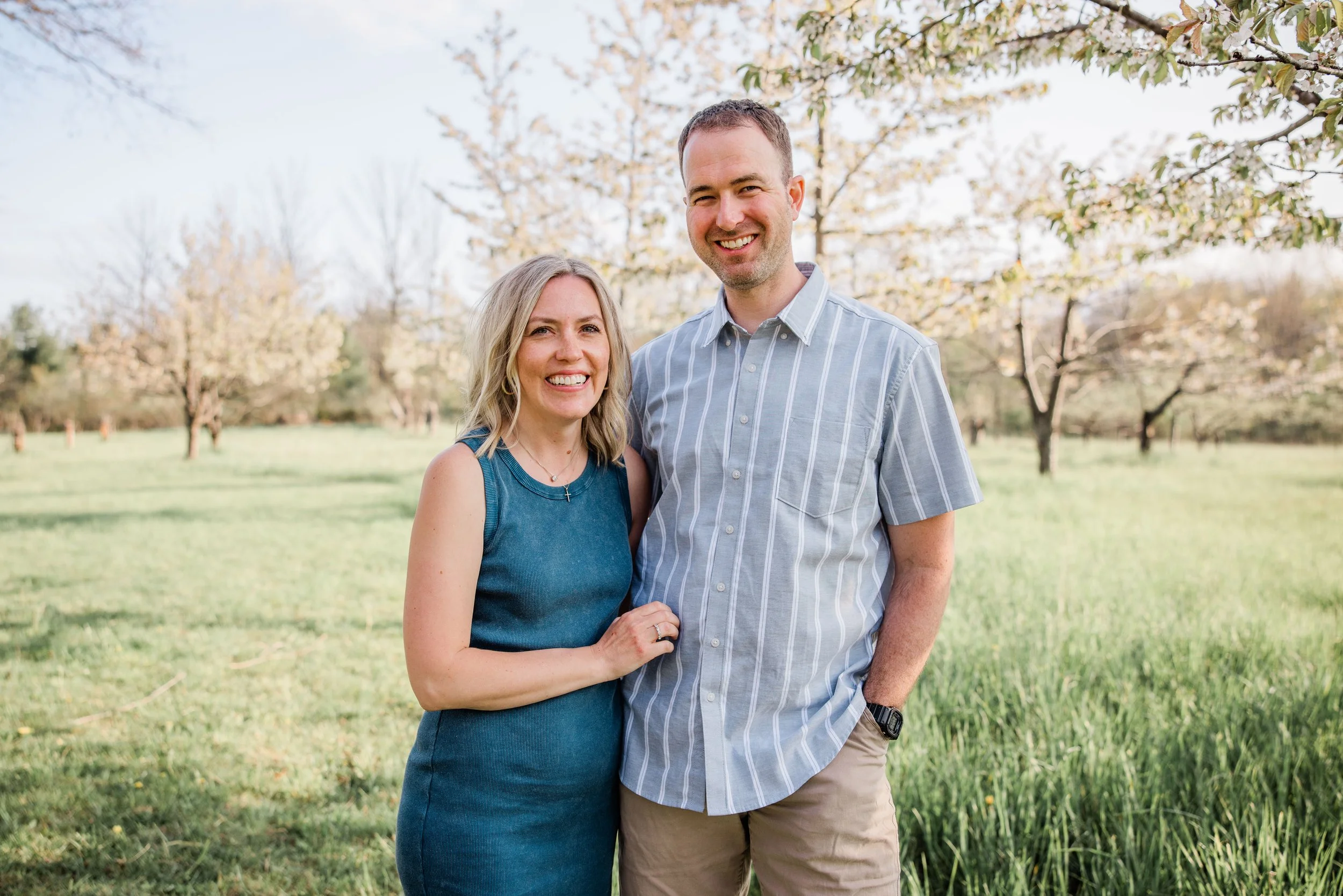 Goats and Blooms Mini Sessions-20.jpg
