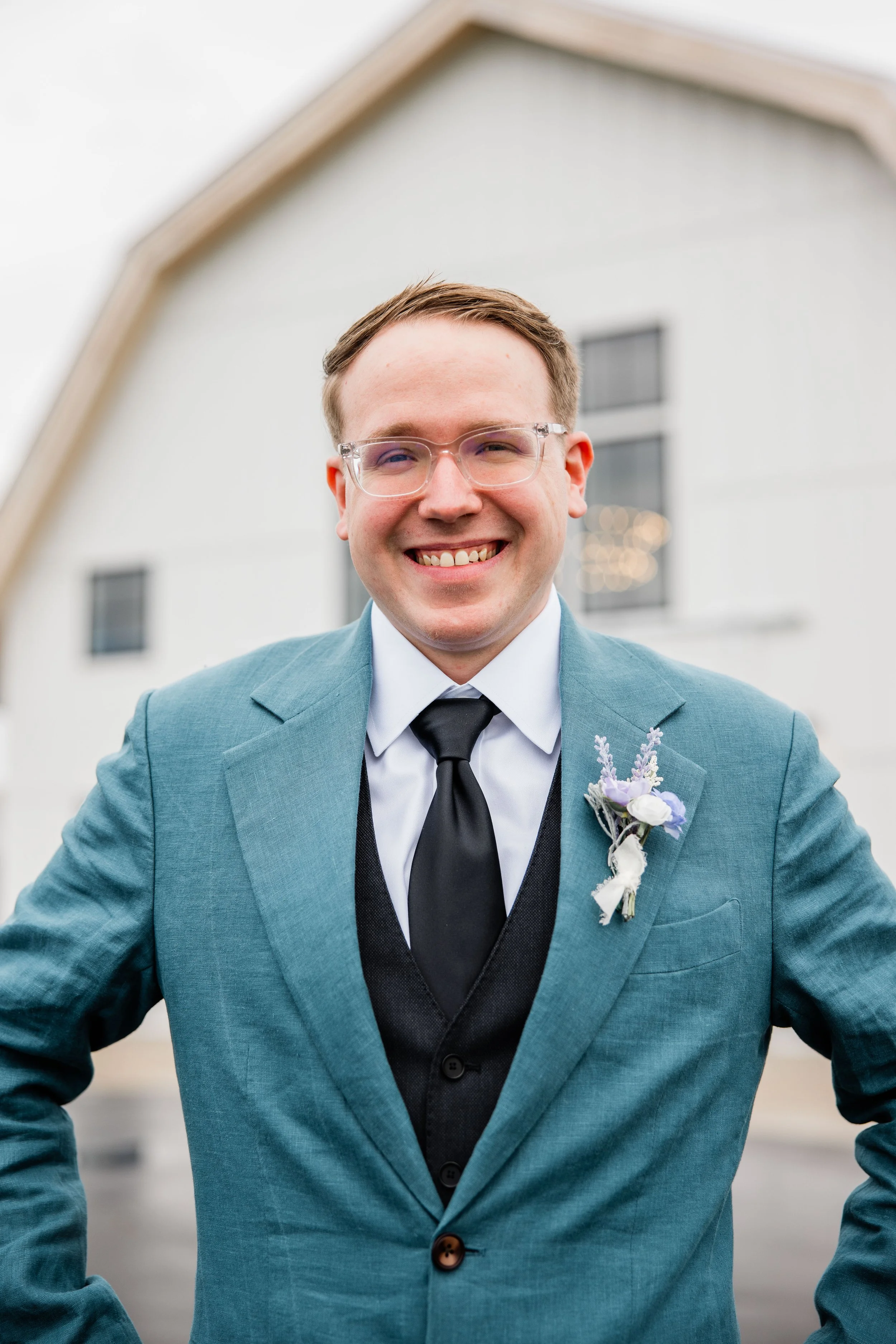 Elizabeth and Trevor Wedding-7.jpg