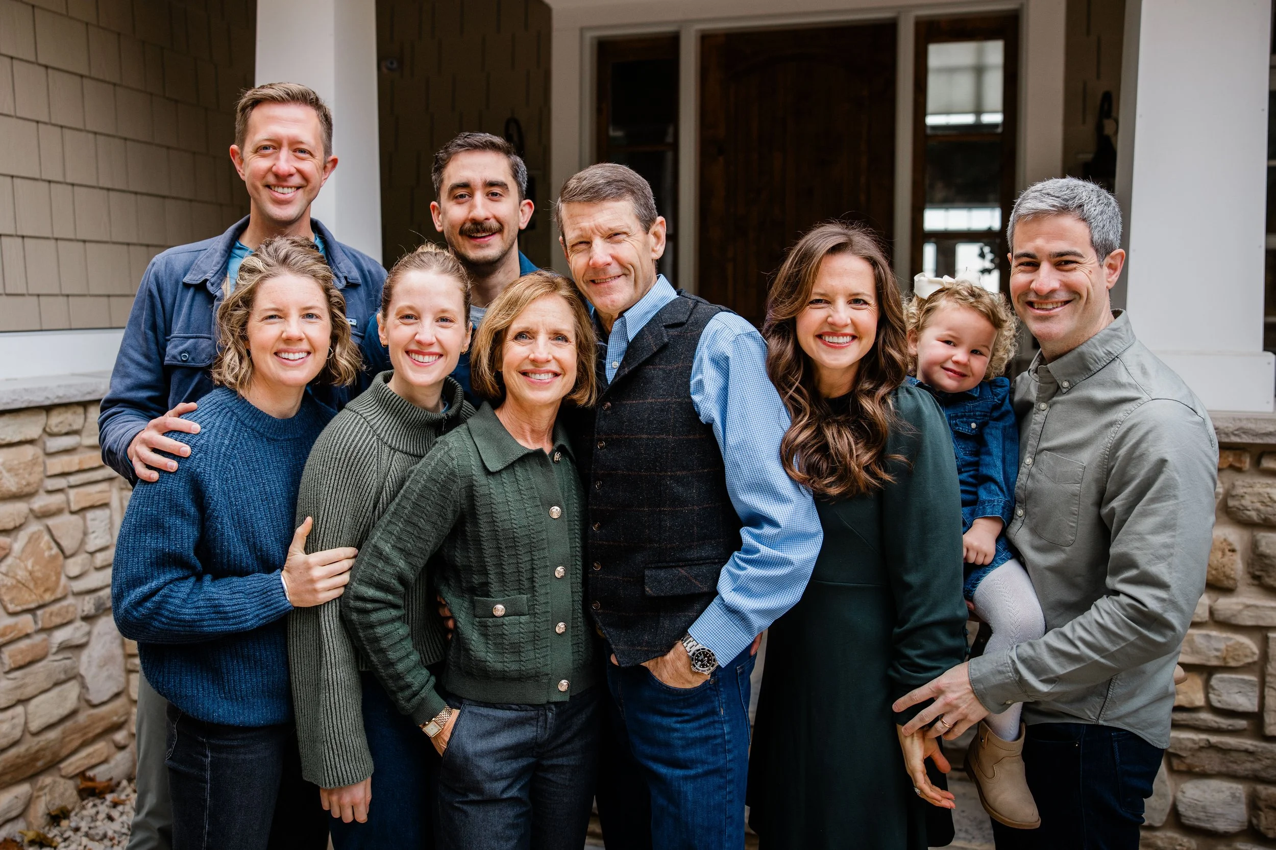 Elise Pescheret Family 2024-3.jpg