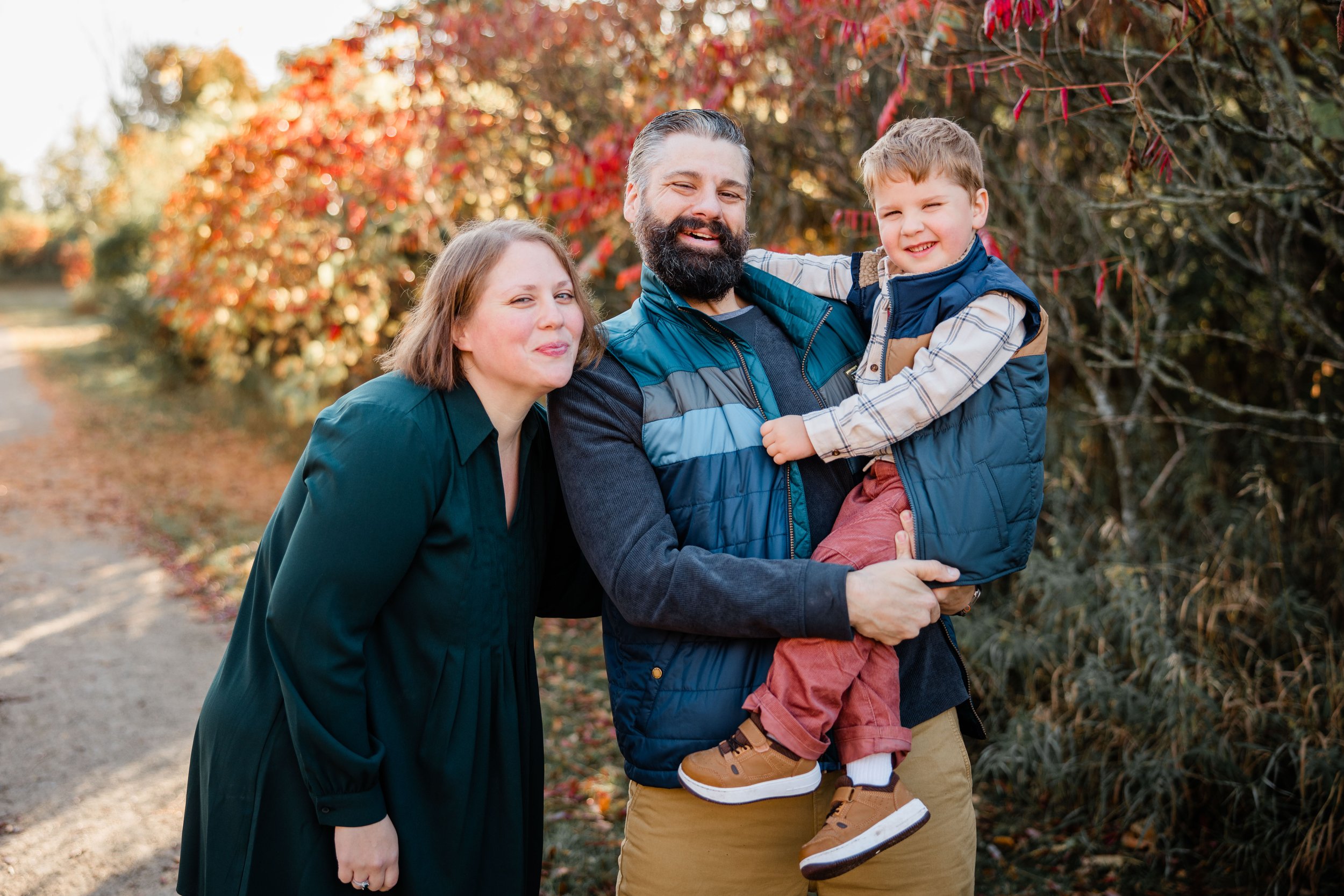 Stout Family Fall Photos 2025-9.jpg