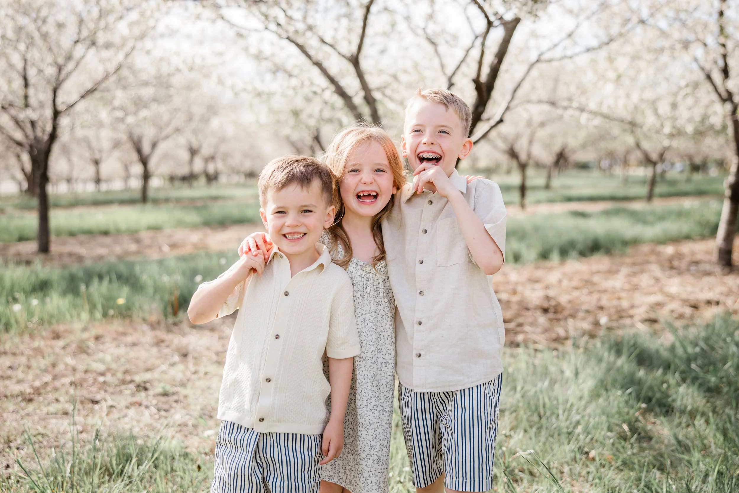 Quandt Family Cherry Blossom Mini Session 2026-5.jpg
