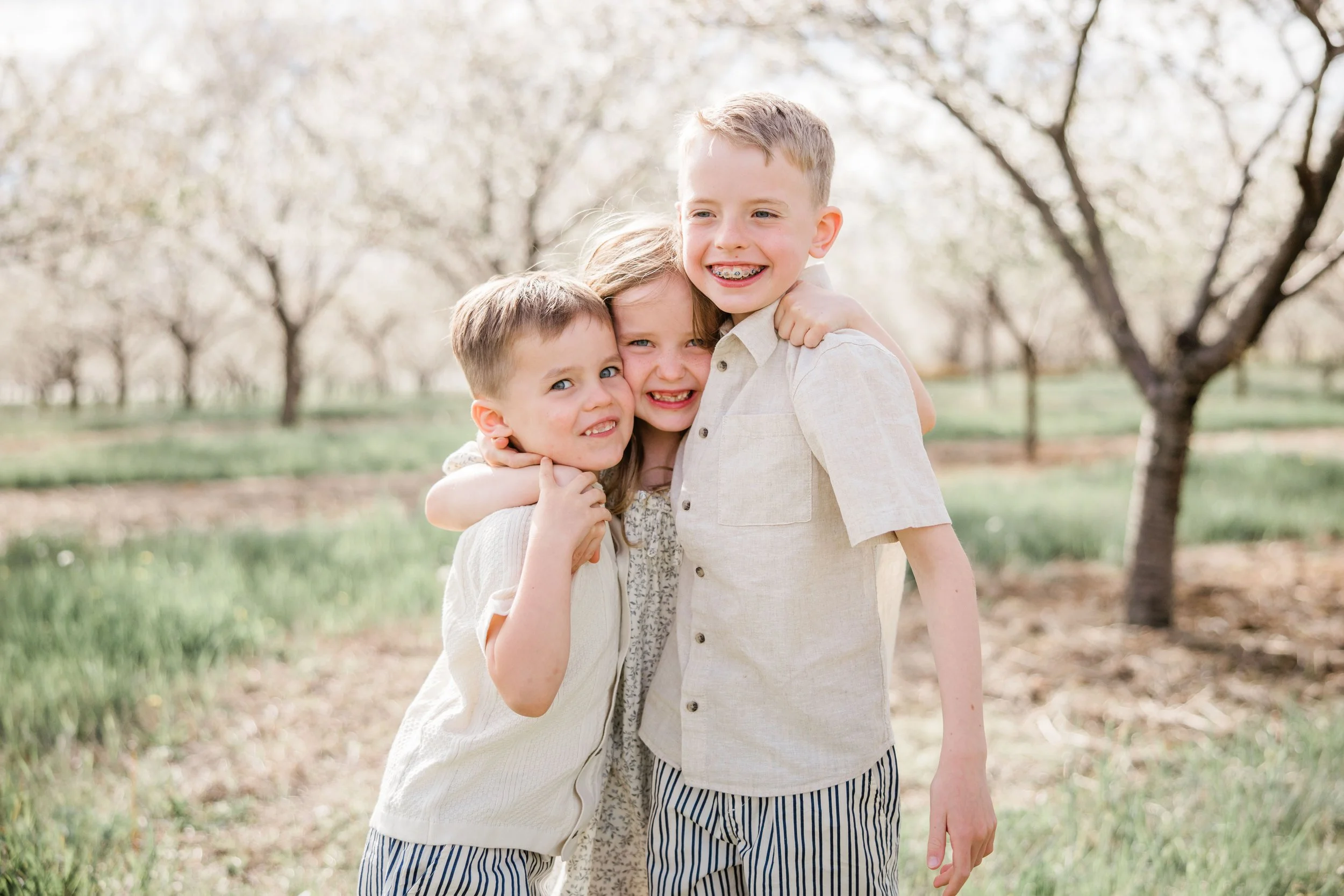 Quandt Family Cherry Blossom Mini Session 2026-6.jpg