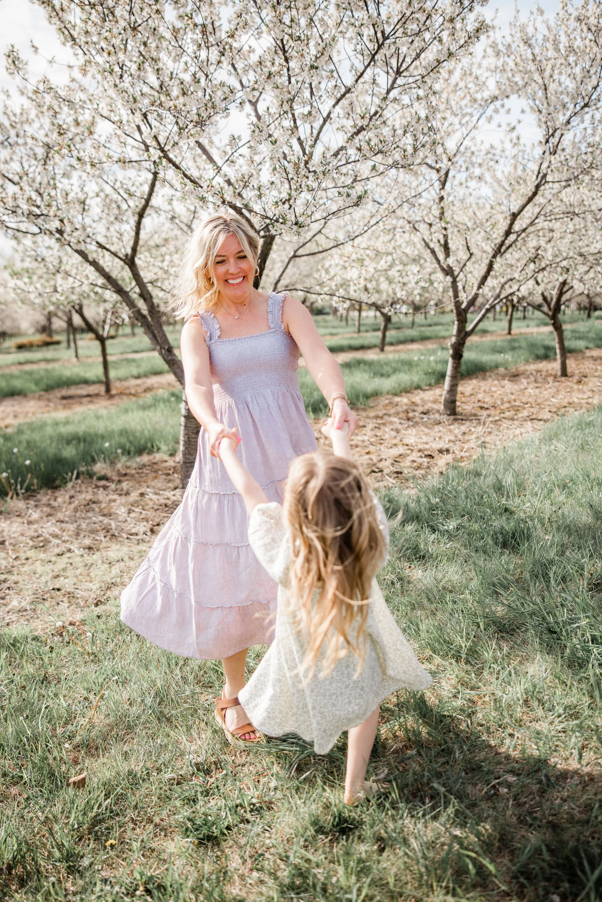 Quandt Family Cherry Blossom Mini Session 2026-10.jpg