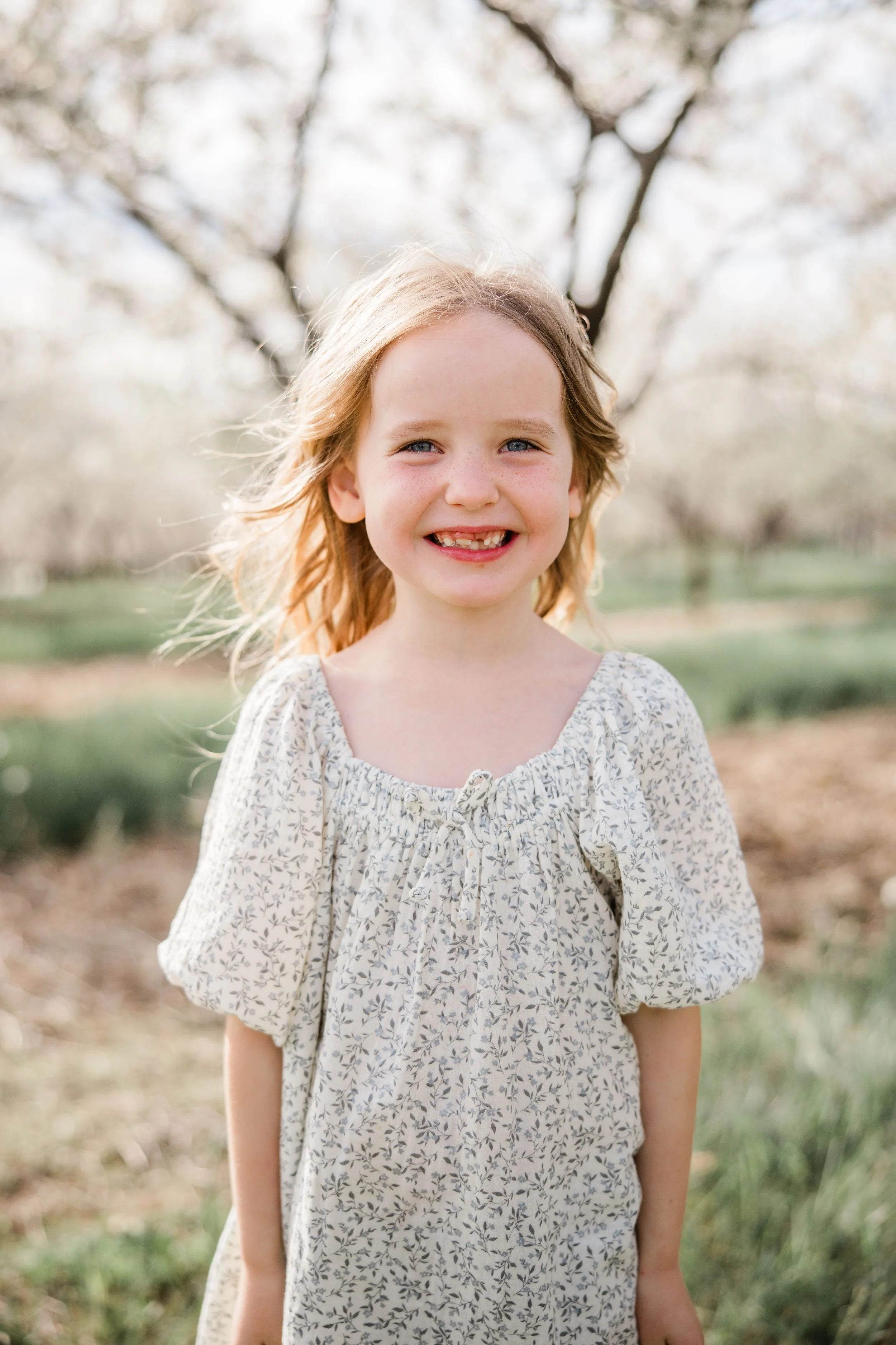Quandt Family Cherry Blossom Mini Session 2026-13.jpg