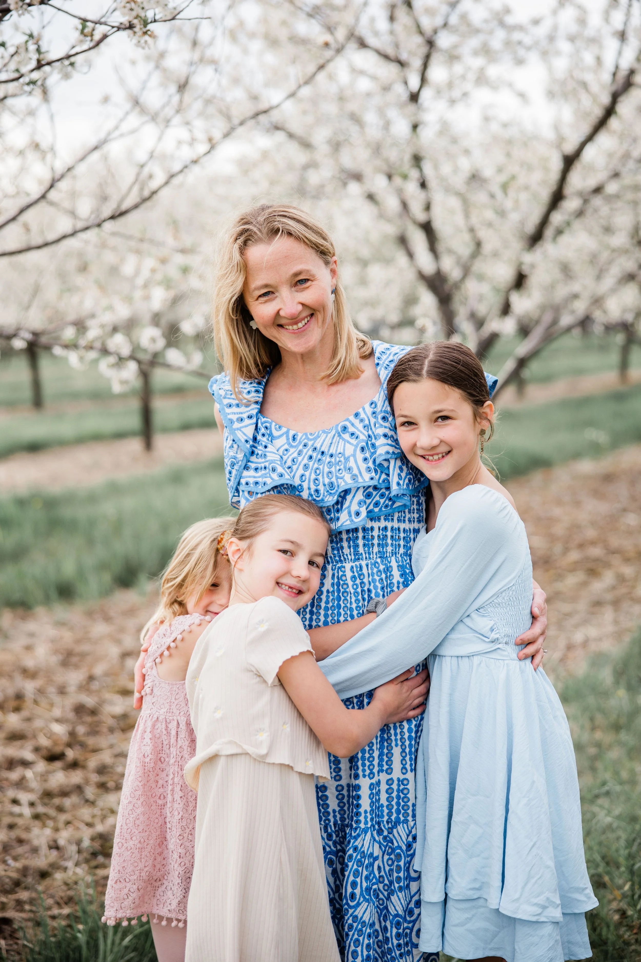 Kraynak Family Cherry Blossom Mini-8.jpg