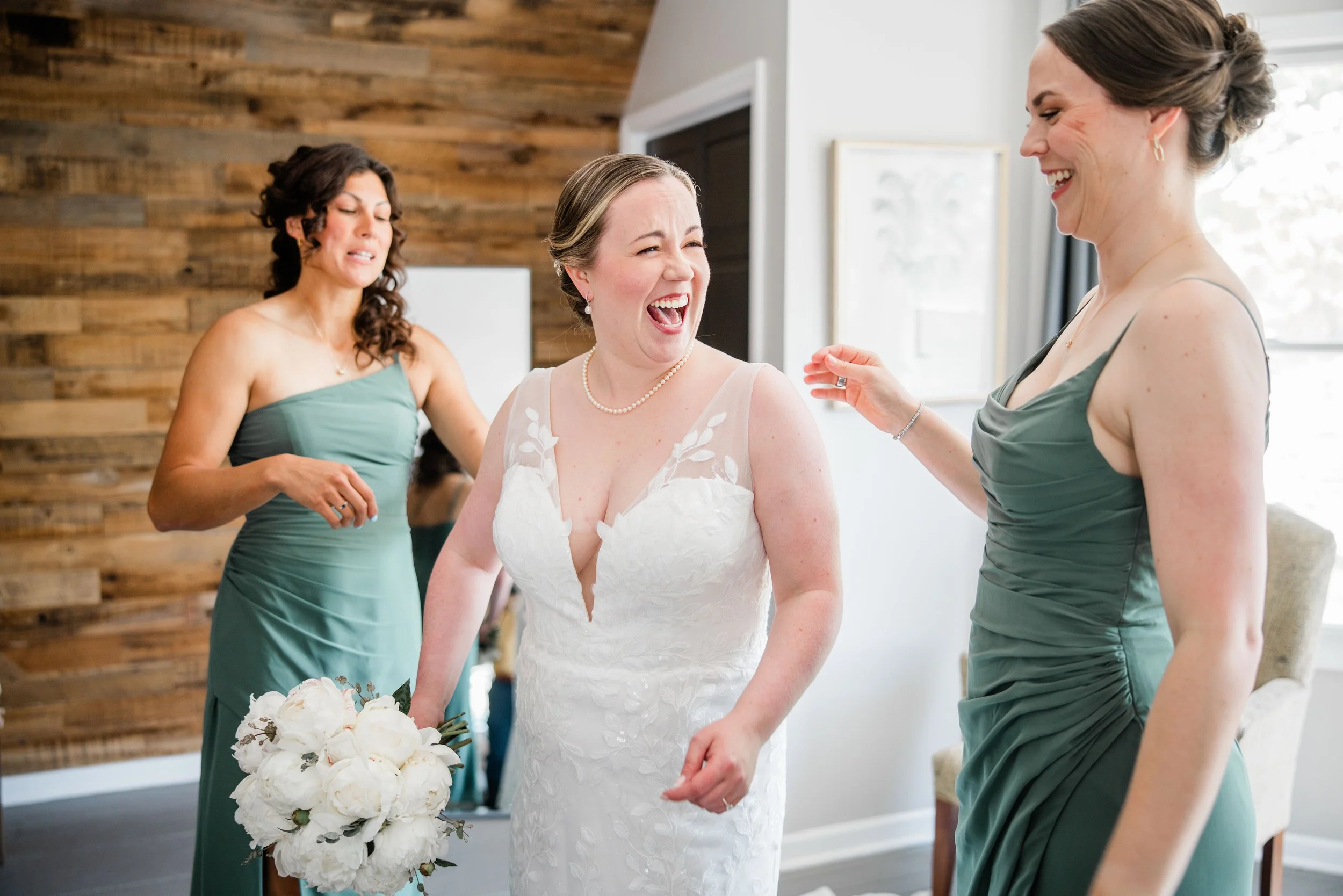 Leah and Greg Wedding-14.jpg