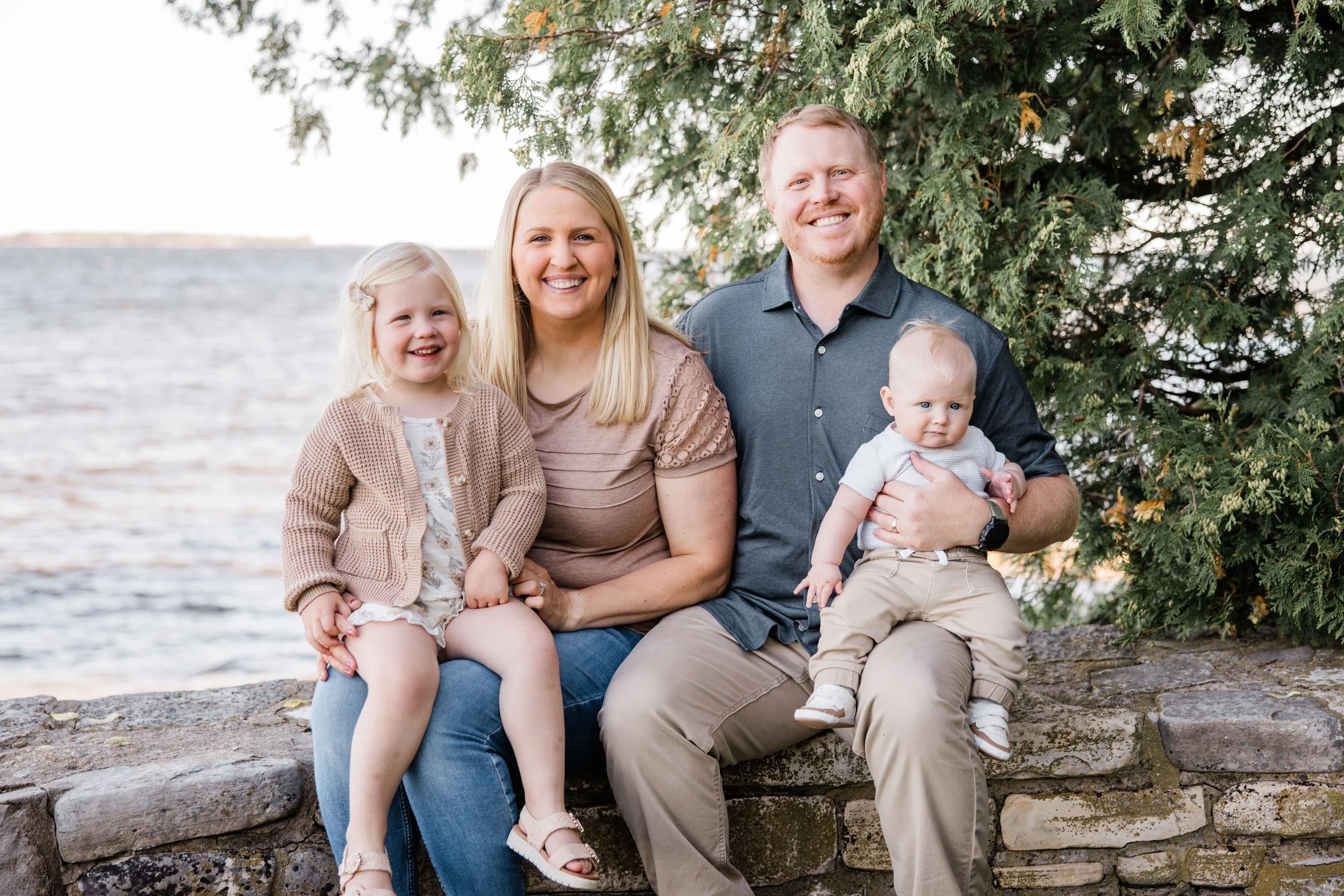 Laura McEachern Family Photos-13.jpg