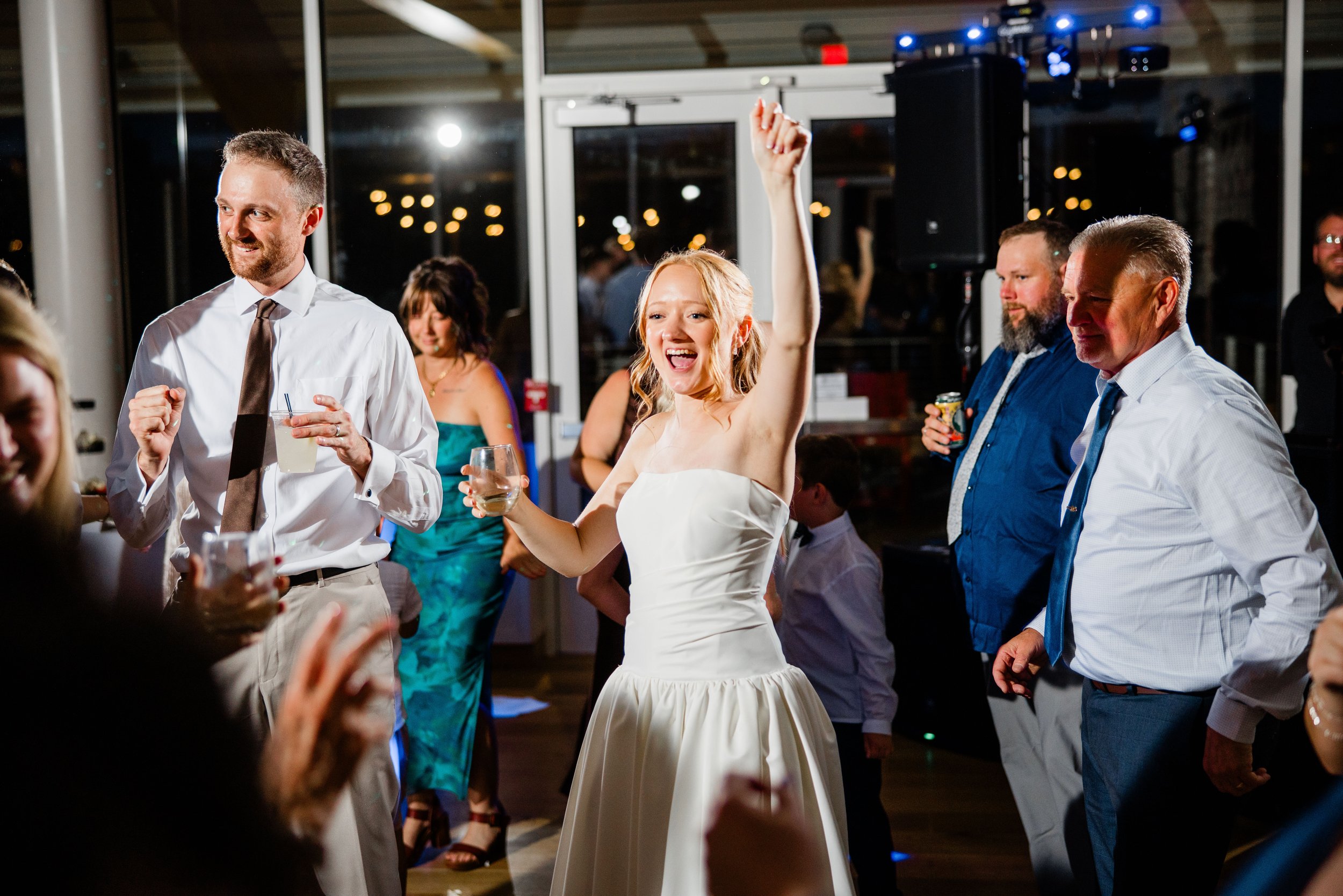 Lauren and Matt Wedding-128.jpg