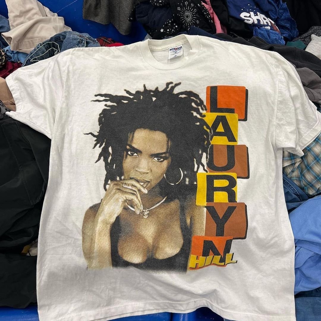 5 Instagram thrift stores for vintage t-shirts.