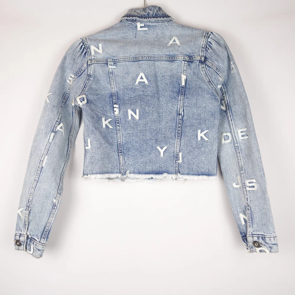 DKNY