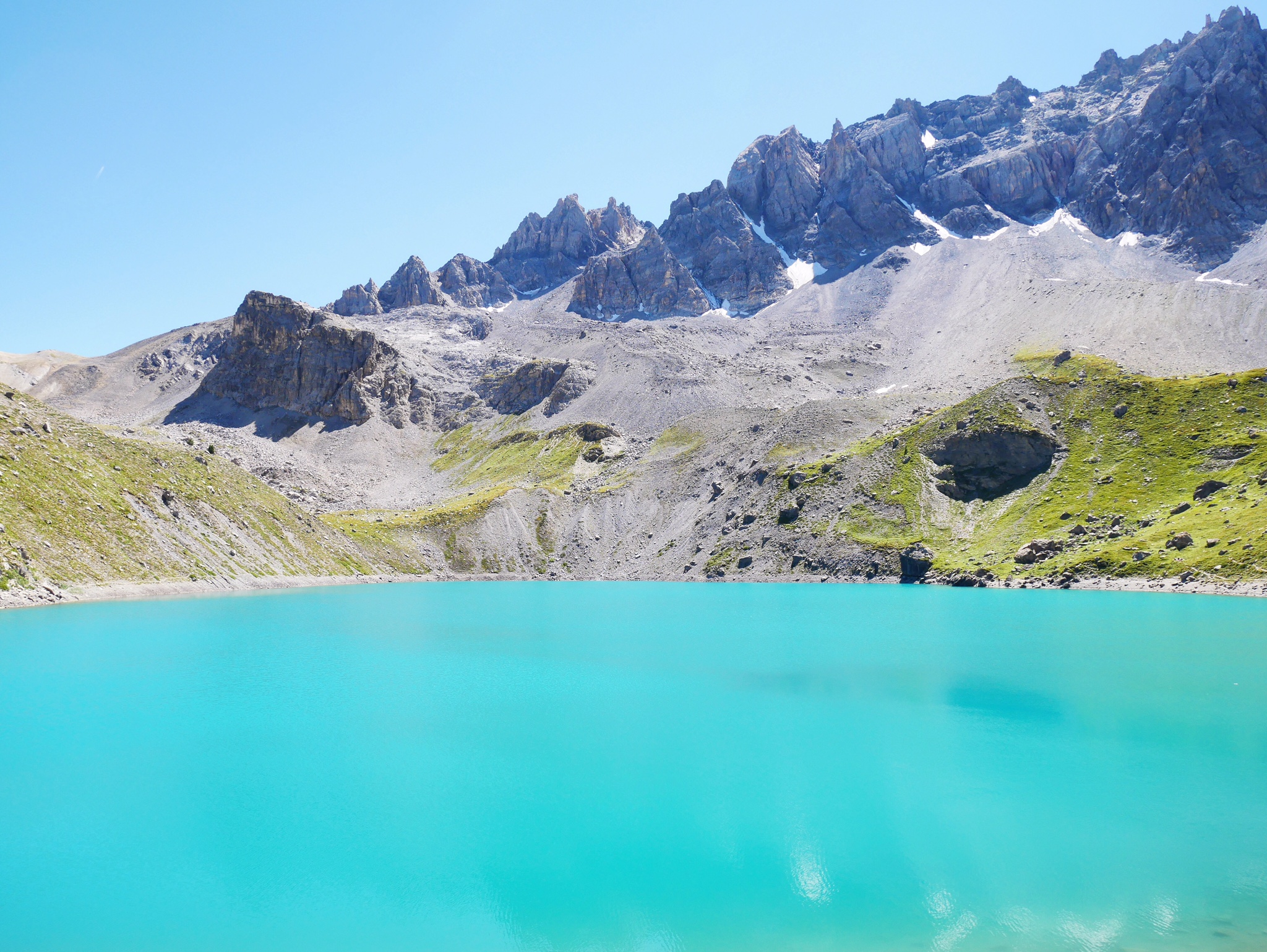 Serenity - Hike to Lac Sainte-Anne - French Alps - France