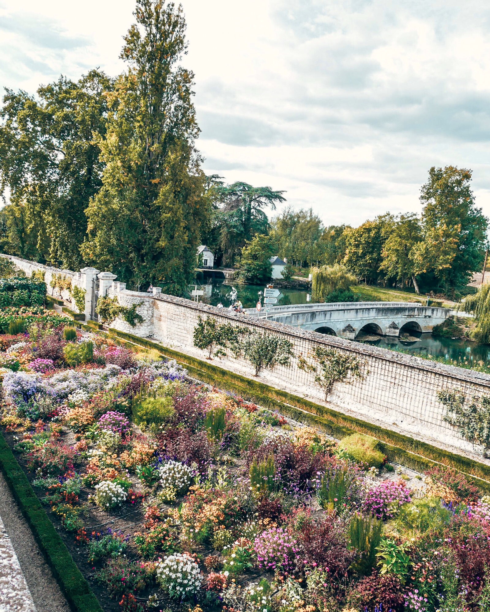 The Flower Garden - Chateau d'Azay-le-Rideau - Loire Valley - France