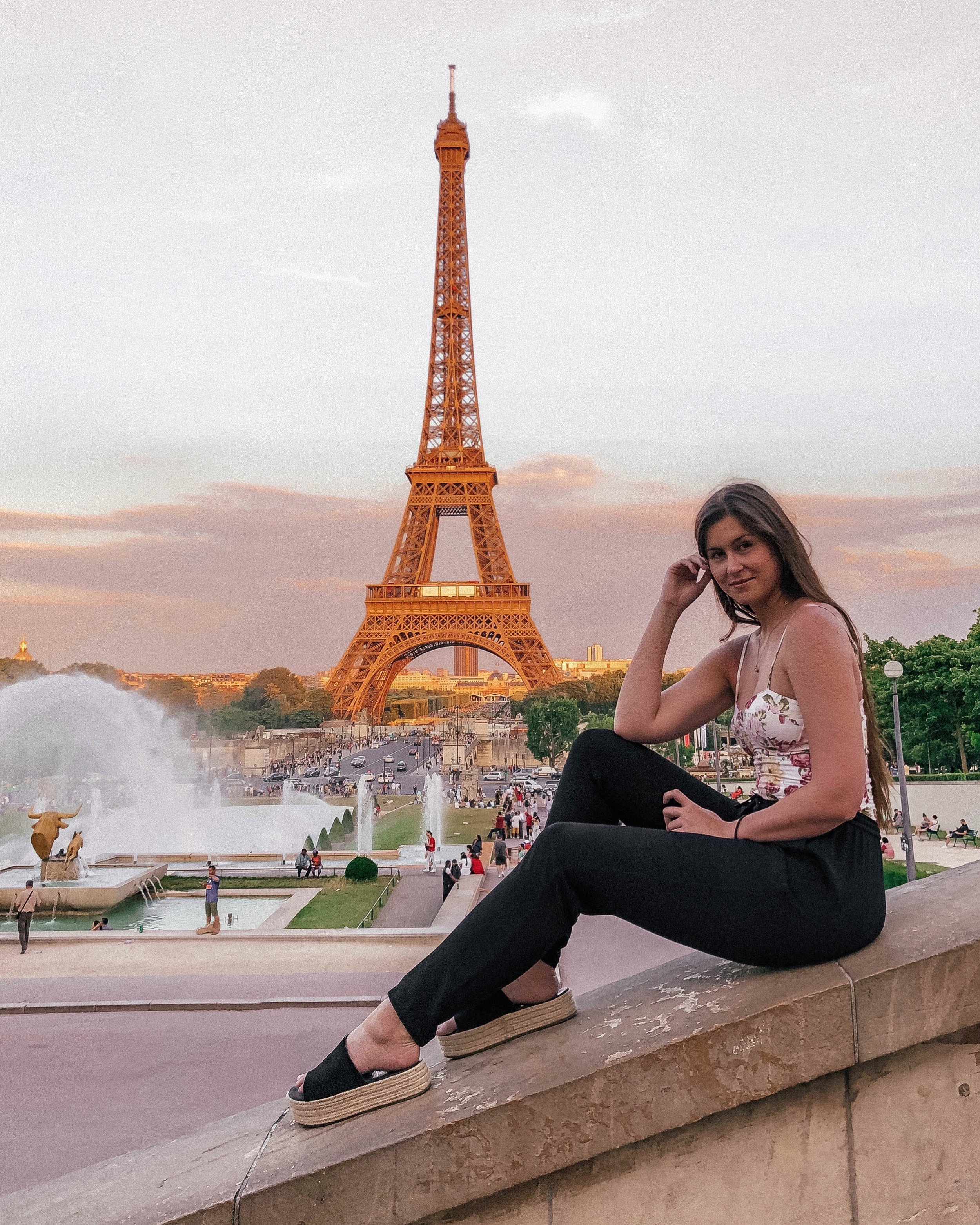 Place du Trocadéro Staircase - Eiffel Tower / Tour Eiffel - Paris - France
