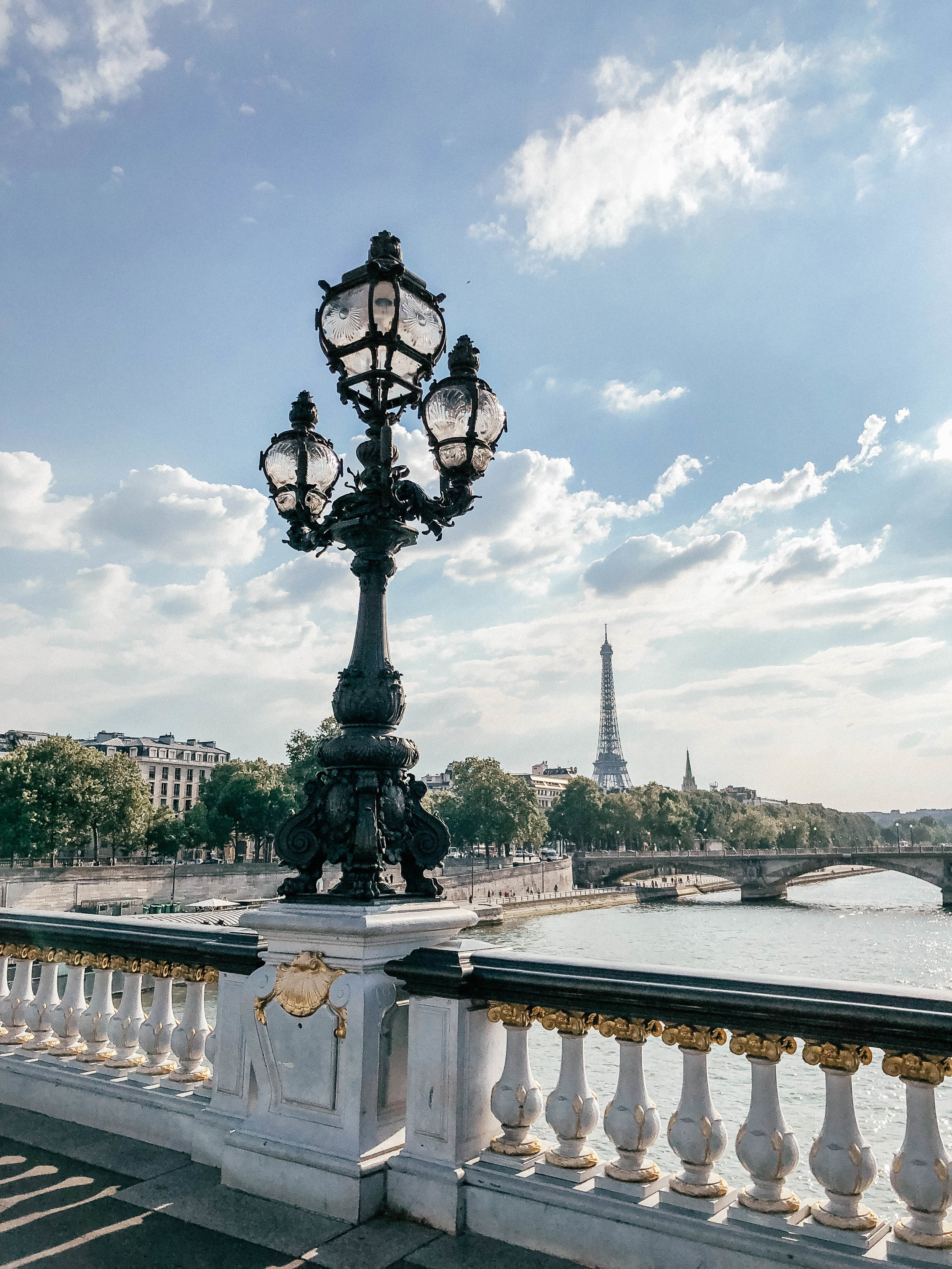 Pont Alexandre III - Eiffel Tower / Tour Eiffel - Paris - France