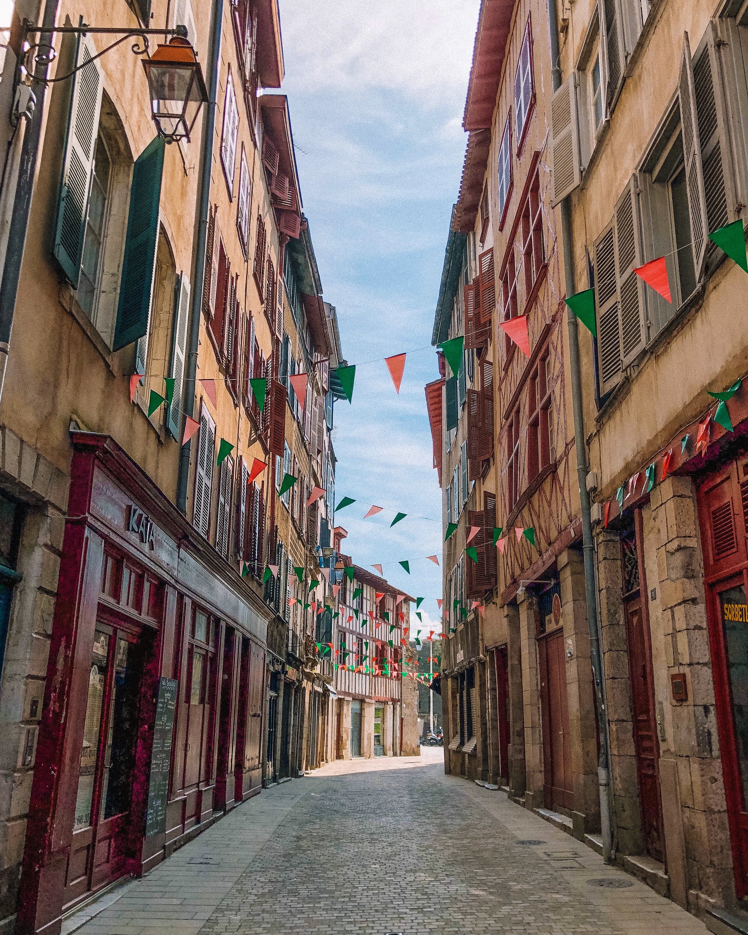 Streets &amp; Flags - Bayonne - Basque Country - France