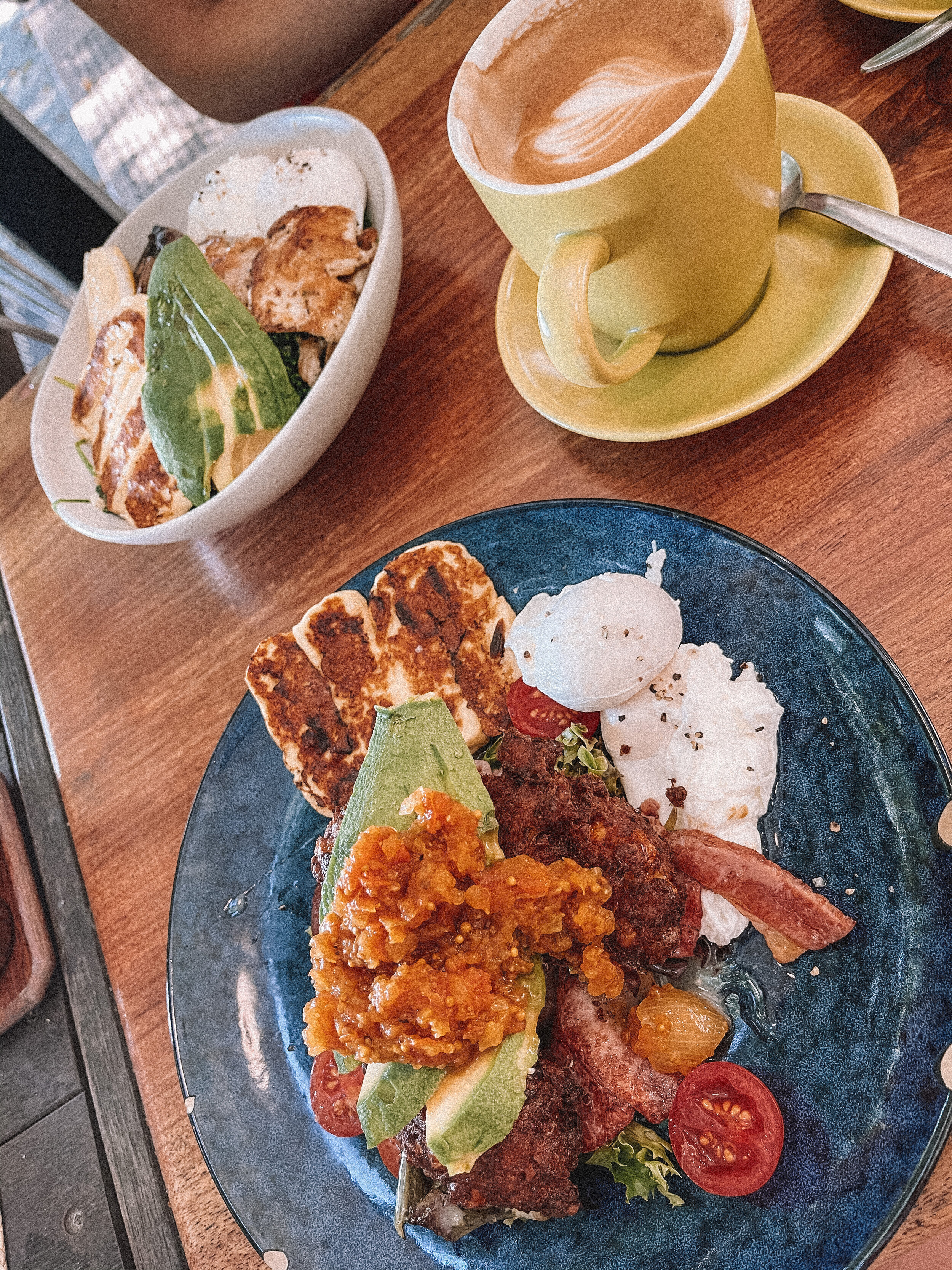 Breakfast at the Treehouse - Airlie Beach - Tropical North Queensland (QLD) - Australia