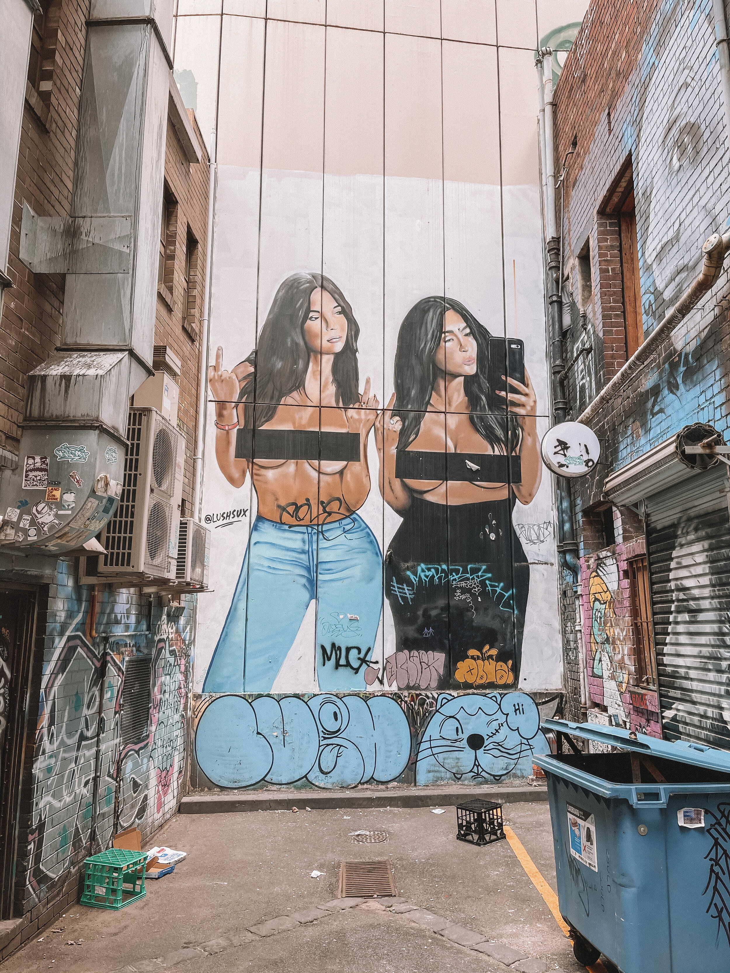 Kim Kardashian &amp; Emily Ratajkowski mural by Lushlux - Melbourne - Victoria - Australia