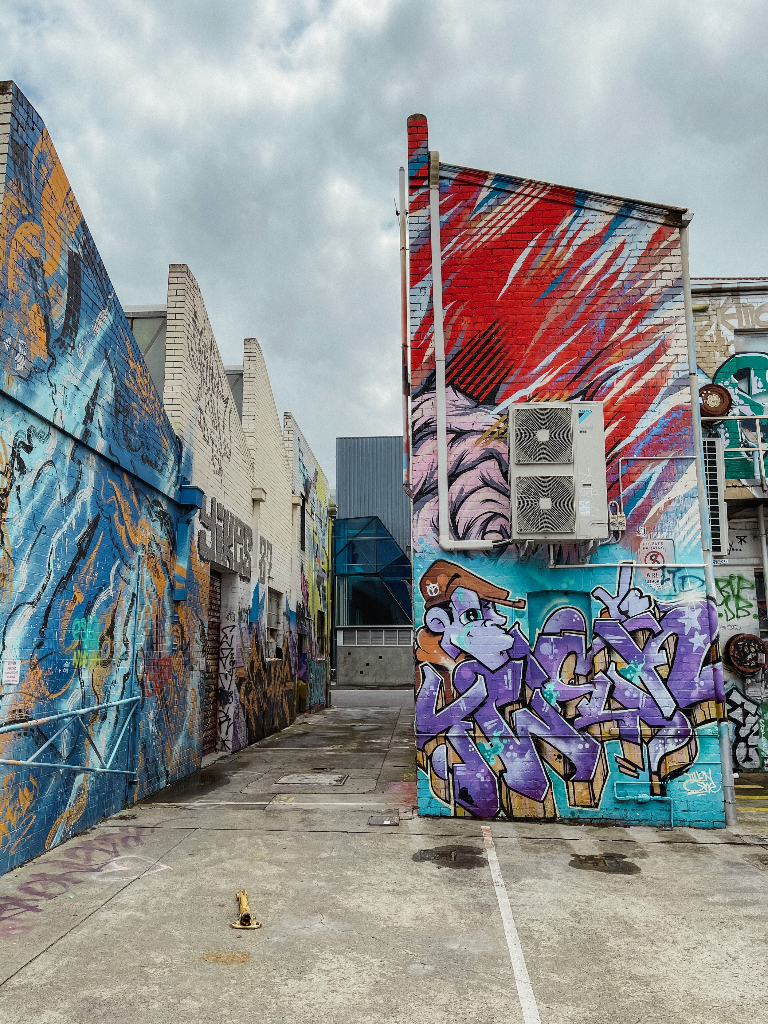 More parking lot graffitis - Melbourne - Victoria - Australia