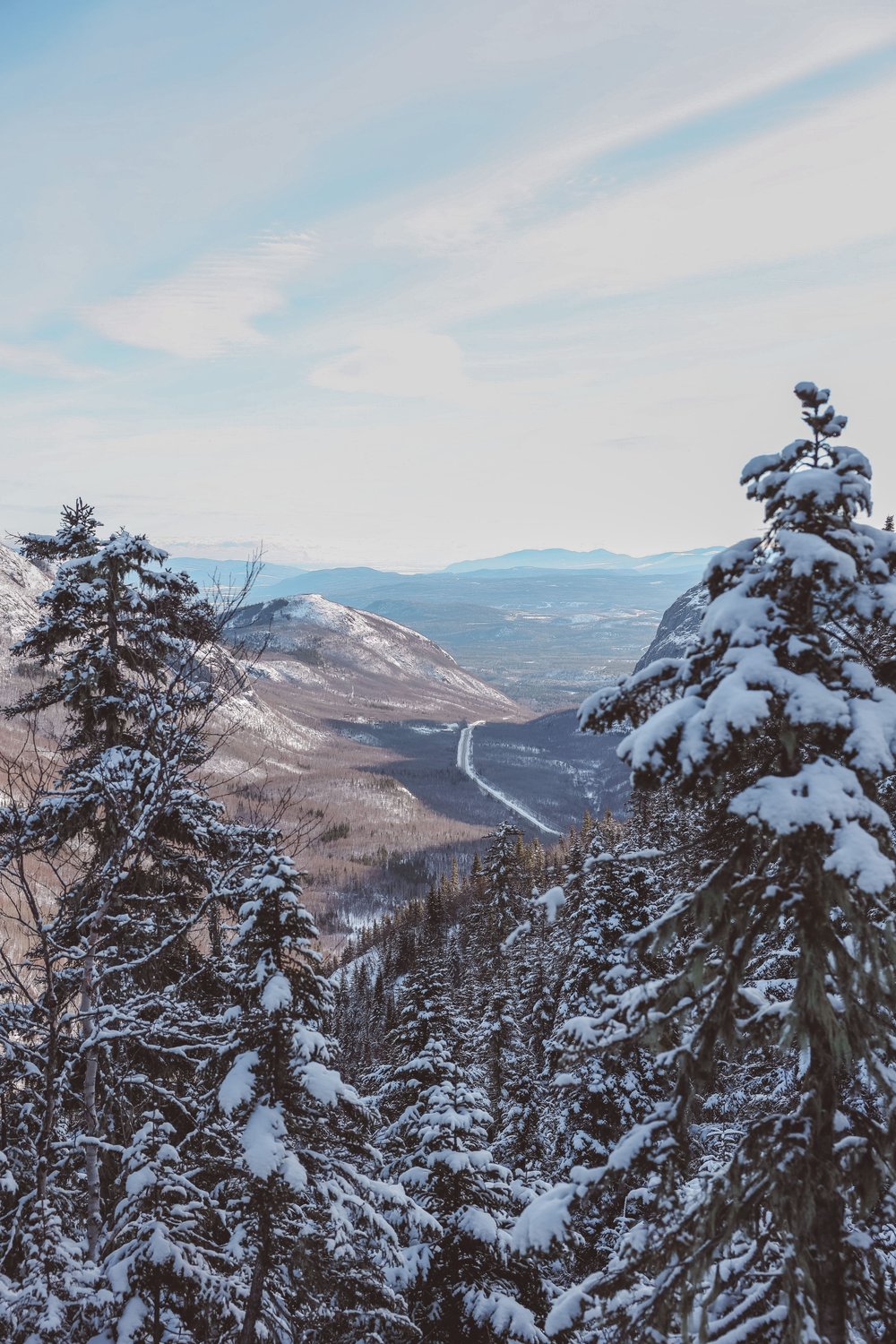 The road in the background - Mount du Dôme - Charlevoix - Quebec - Canada