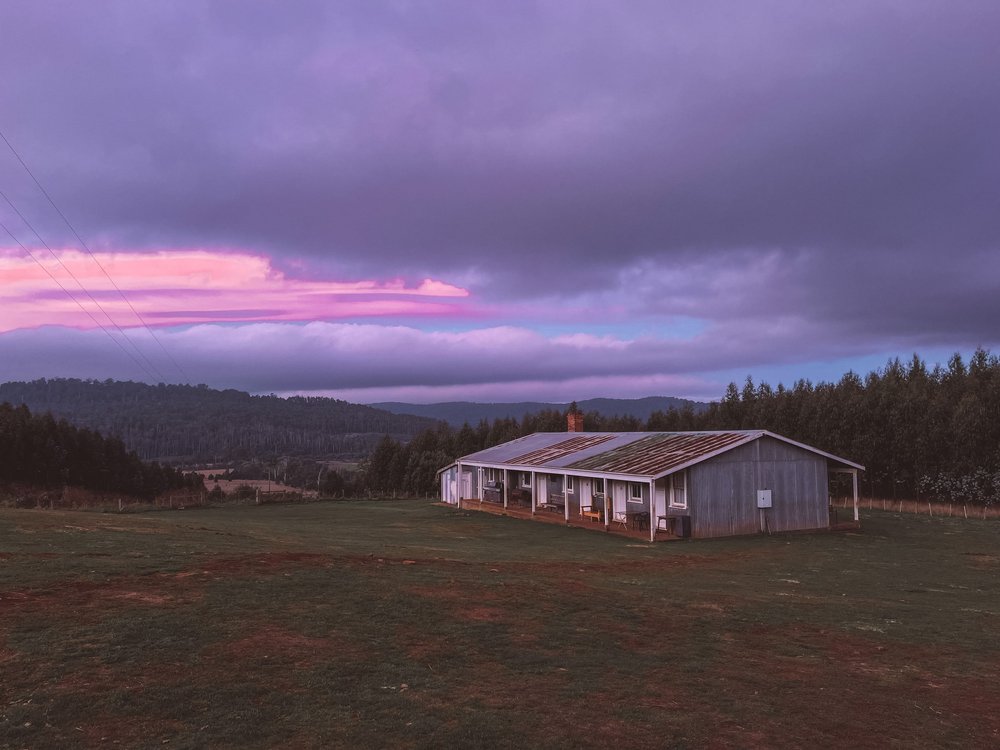 Purple sunset at the Shearer's Quarter - Cradle Country Adventures - Kimberley - Tasmania - Australia