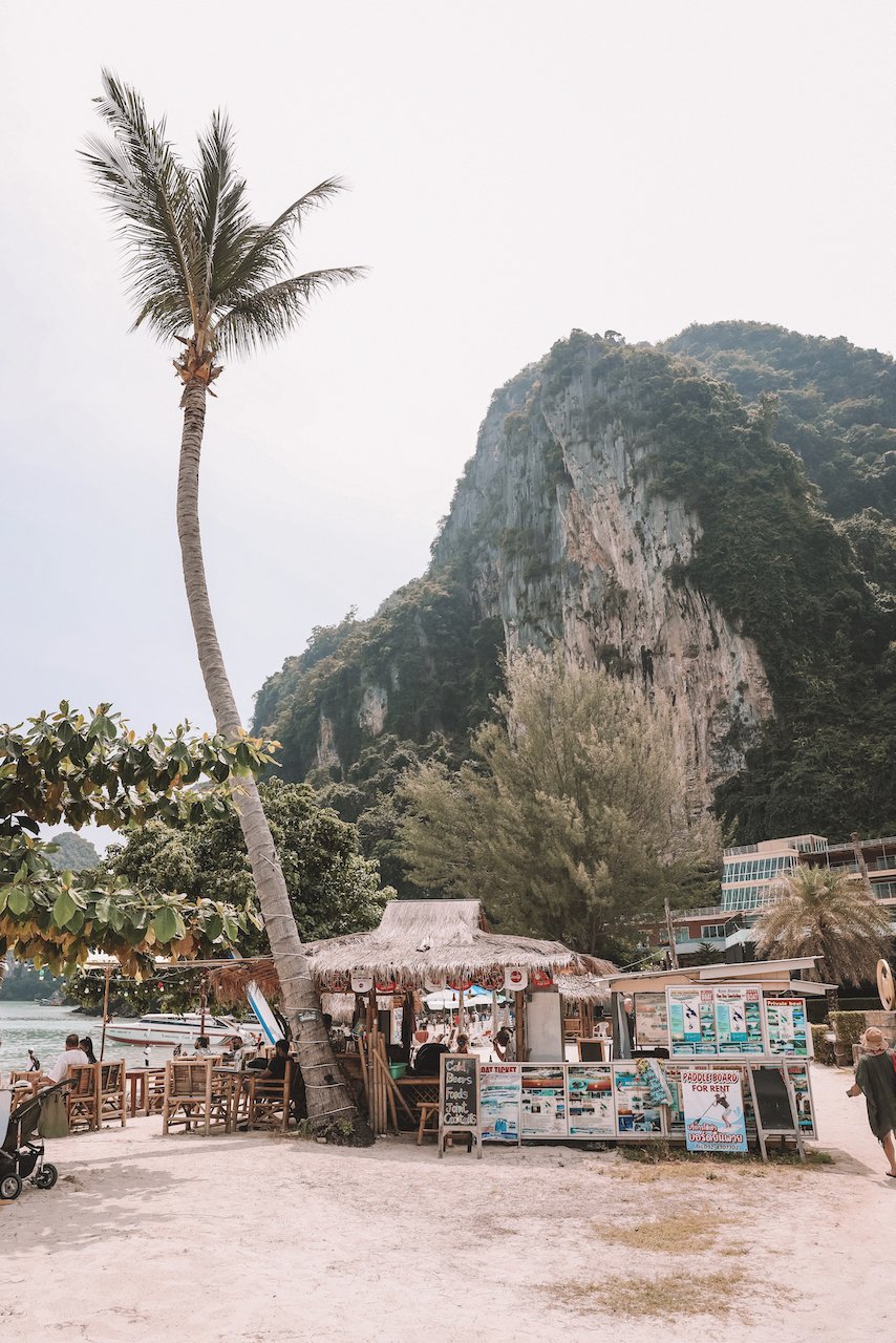 Les étals de bouffe à Koh Phi Phi - Excursion à Maya Bay - Krabi - Thaïlande