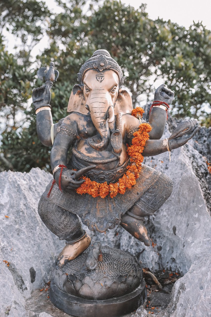 Elephant statue - Tiger Cave Temple - Krabi - Thailand