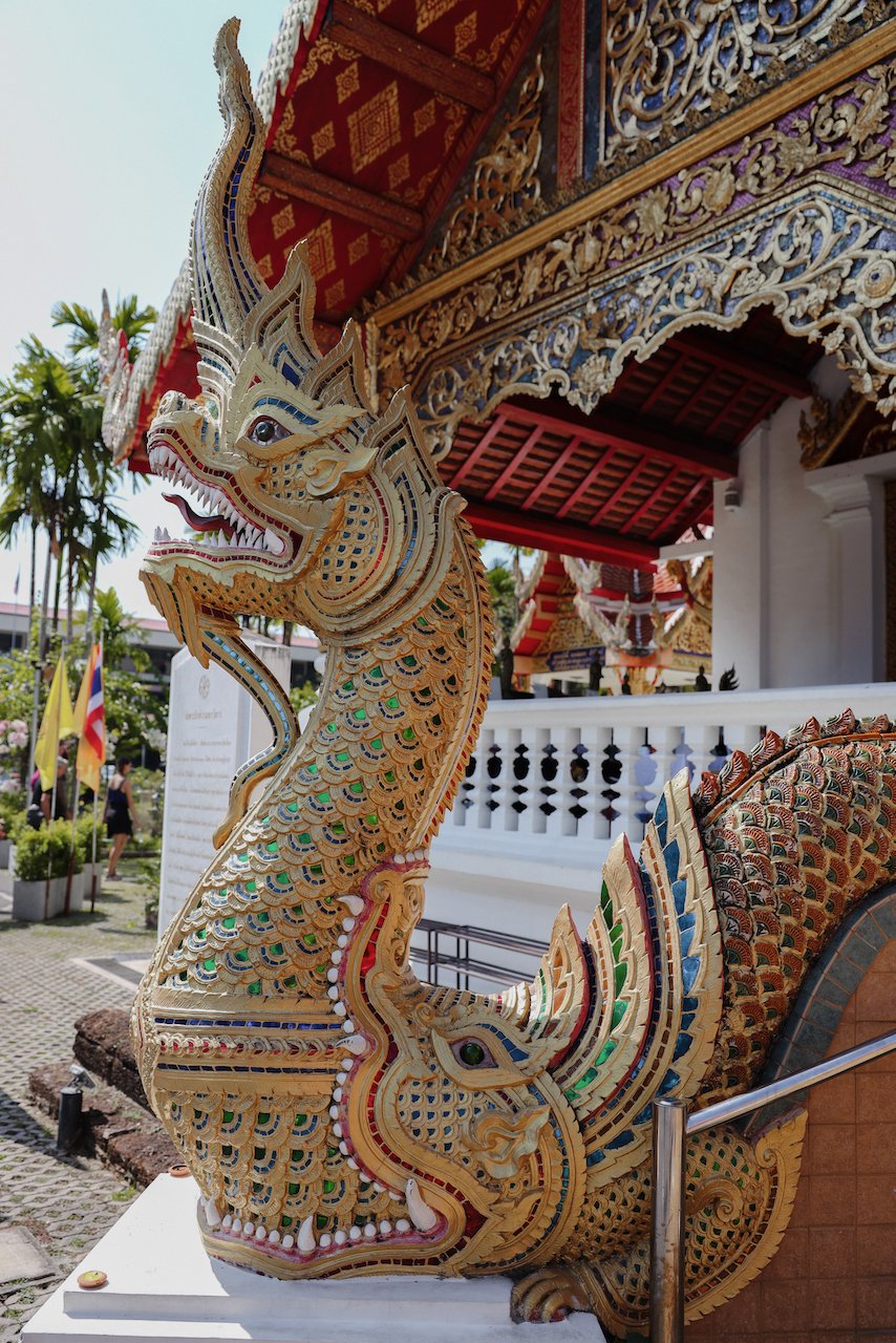 Un dragon à l'entrée de Wat Phra Singh - Chiang Mai - Nord de la Thaïlande