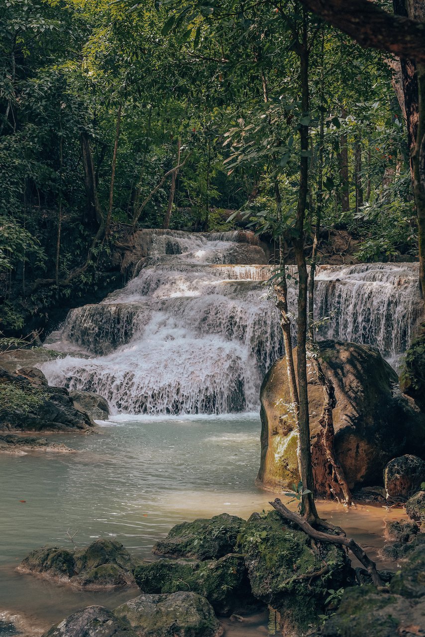 Niveau 1 de la cascade - Chutes d'Erawan - Province de Kanchanaburi - Thaïlande