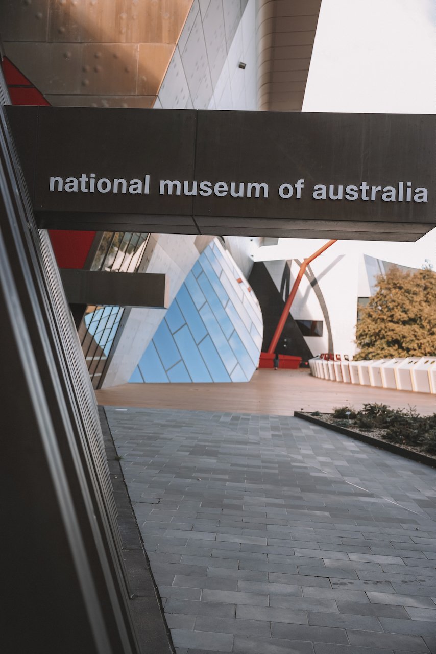 Panneau d'entrée - Musée national de l'Australie - Canberra - Territoire de la capitale australienne (ACT) - Australie