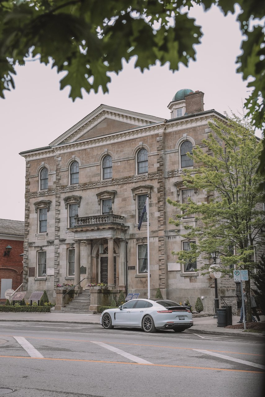 Vieil immeuble historique sur la rue principale - Niagara-on-the-Lake - Ontario - Canada