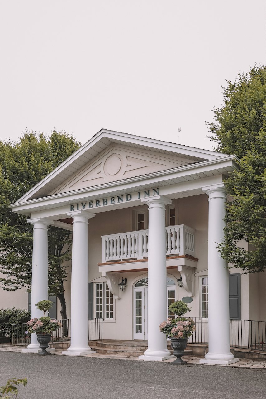 The front entrance of the Riverbend Inn Hotel - Niagara-On-The-Lake - Ontario - Canada