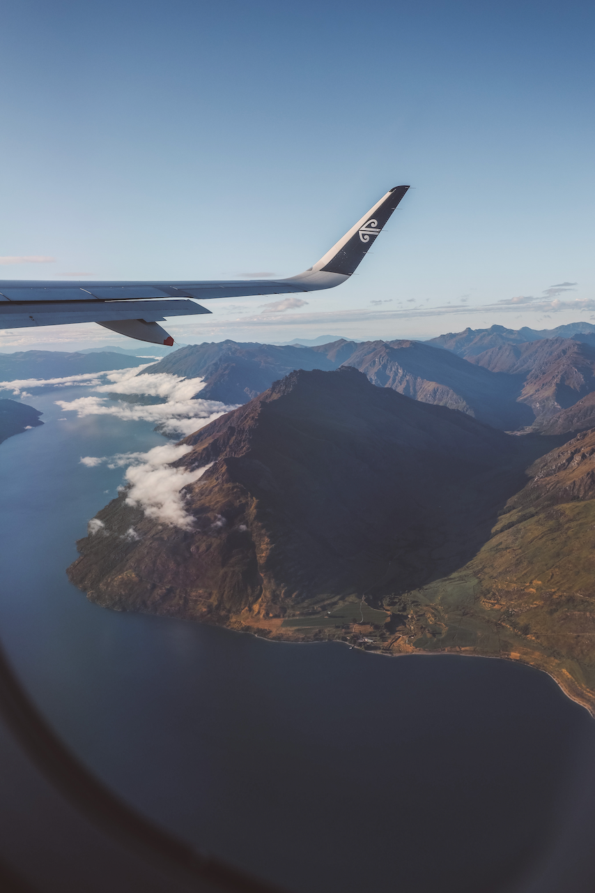 Vue du lac Wakatipu depuis l'avion - Air New Zealand