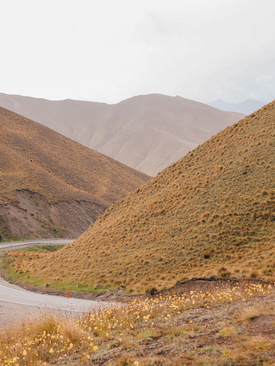 Les routes sinueuses de Lindis Pass - Lac Wanaka - Nouvelle-Zélande