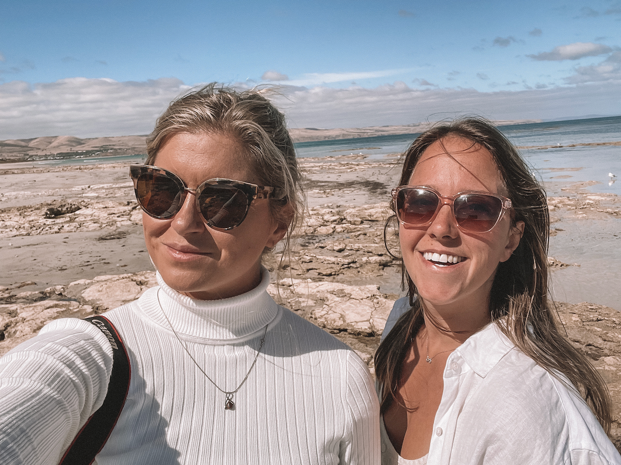 Selfie entre amies à Maslin Beach - McLaren Vale - South Australia (SA) - Australie