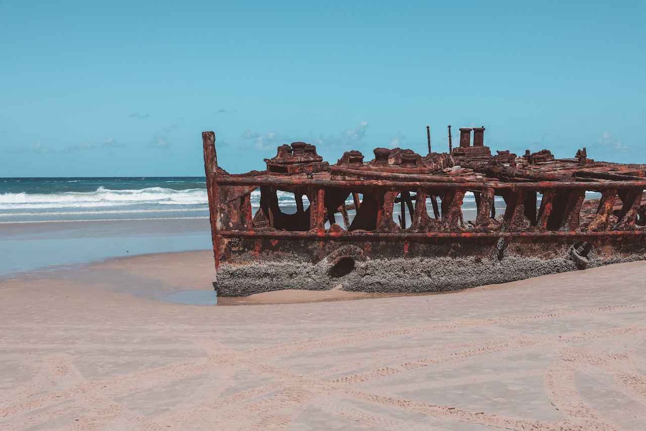 Une partie de l'épave de navire - K'gari (Île Fraser) - Queensland - Australie