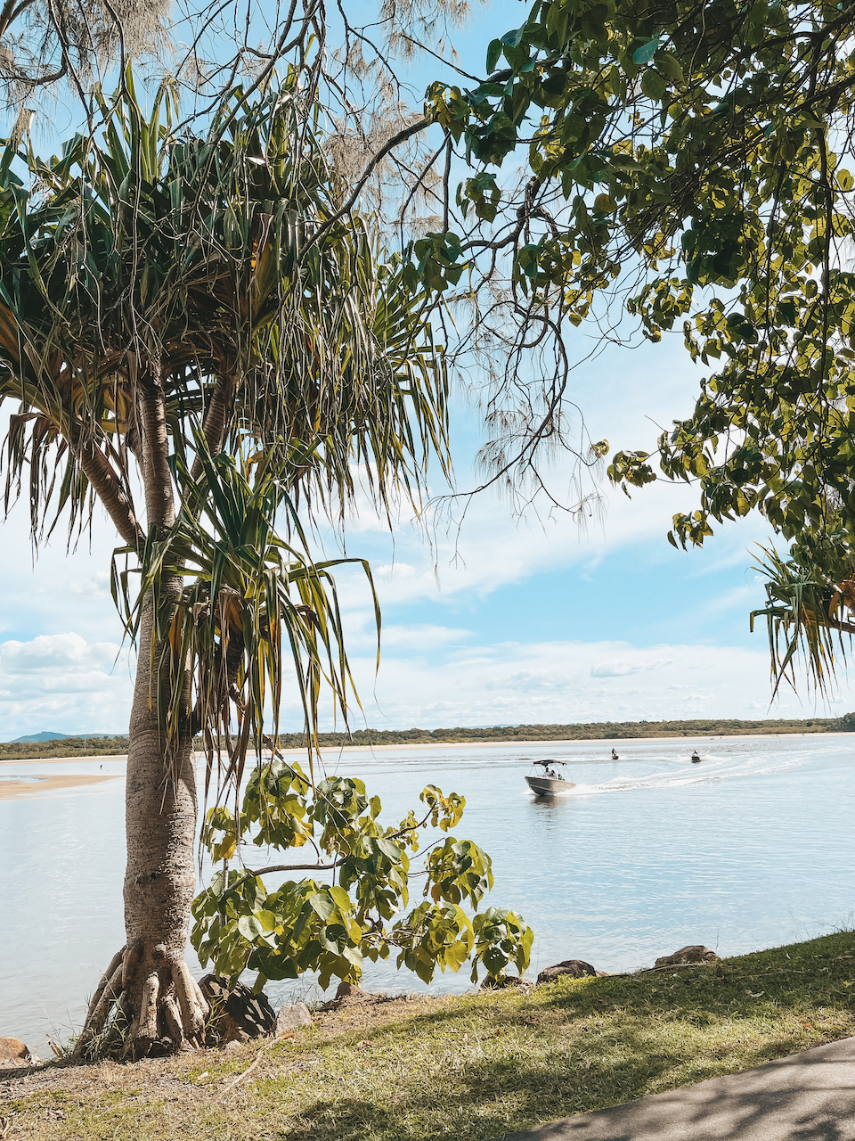 Petit bateau dans la Noosa River - Noosa - Queensland - Australie