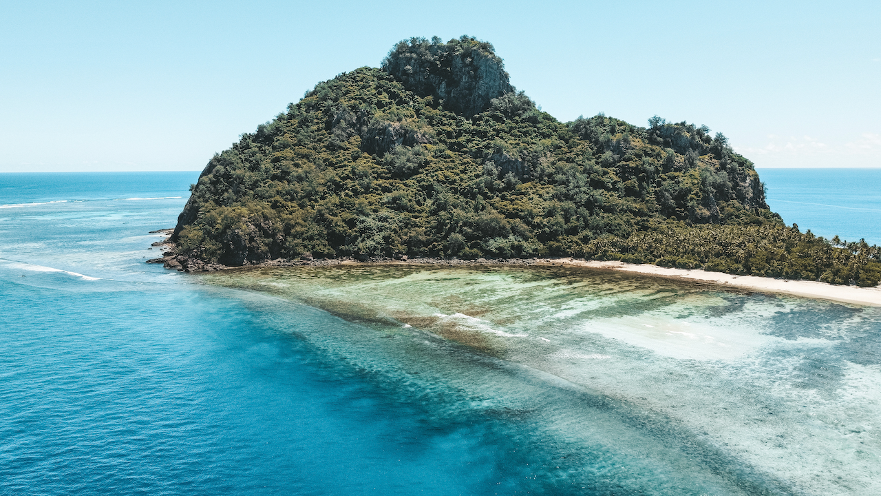 Tip of Modriki Island by drone - Mamanuca Islands - Fiji