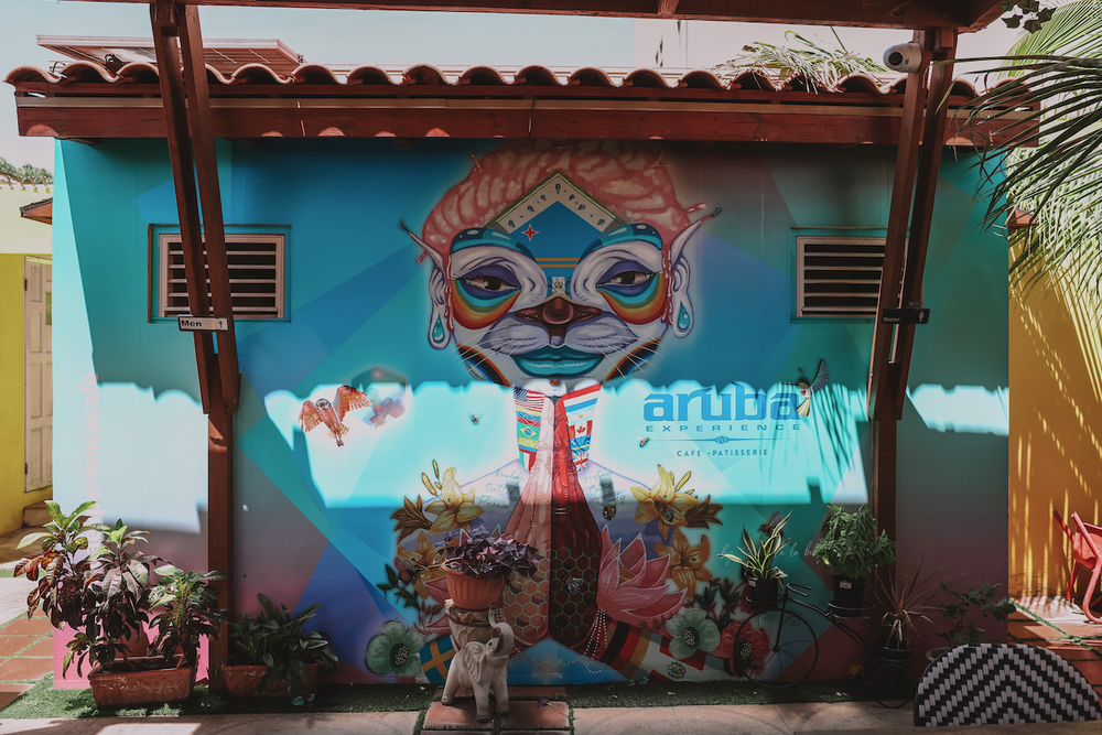 Beautiful mural at Aruba Experience - Aruba - ABC Islands