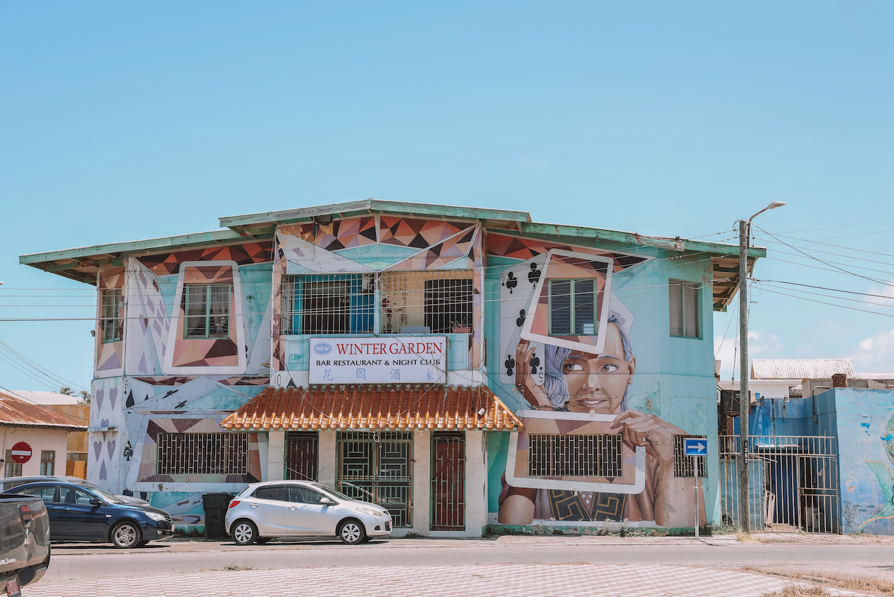 Jardin d'hiver graffiti à San Nicolas - Aruba - Îles ABC - Caraïbes