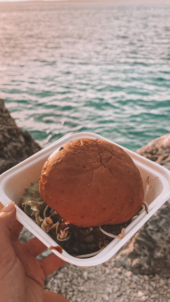 Burger from Stoked Foodtruck - Bonaire - ABC Islands