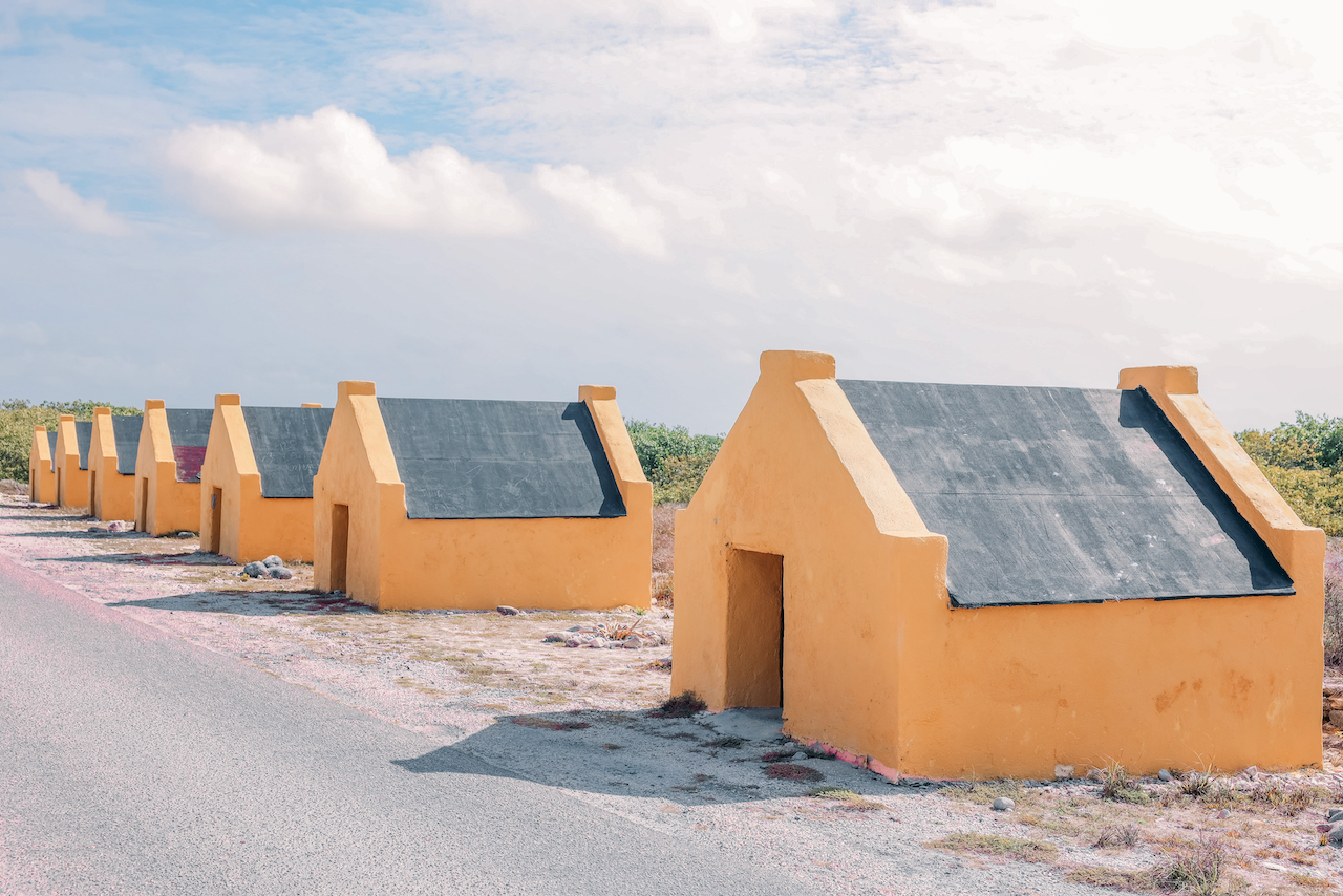 Anciennes maisons d'esclaves jaunes - Bonaire - Îles ABC - Caraïbes