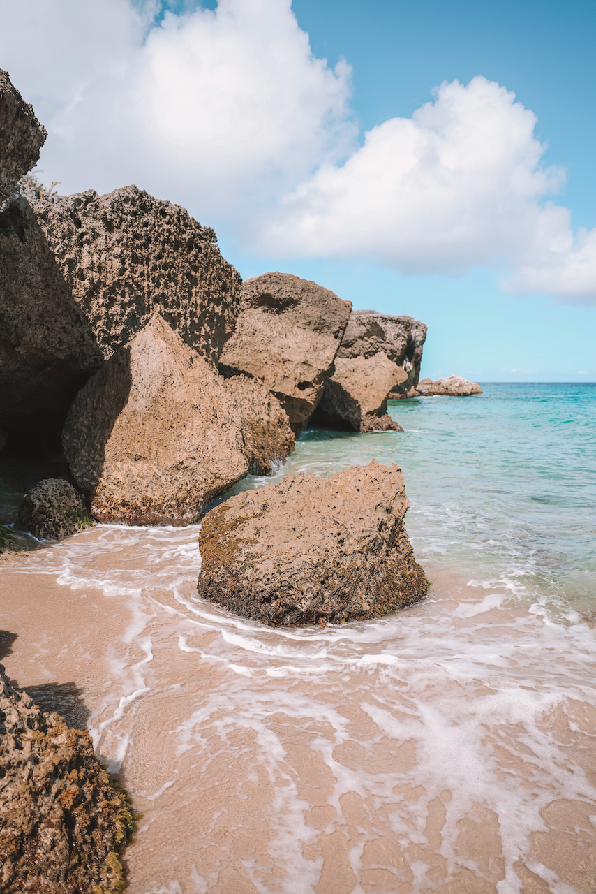 Rocky cliffs at Playa Gipy - Curaçao - ABC Islands