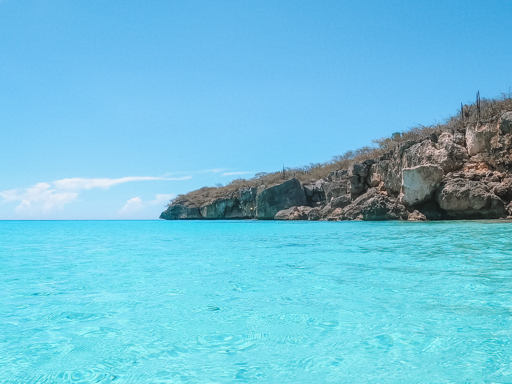 Bright blue water of Playa Porto Marie