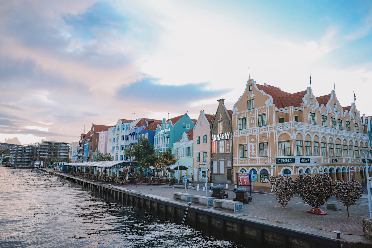 Early morning walk in the city - Willemstad - Curaçao - ABC Islands