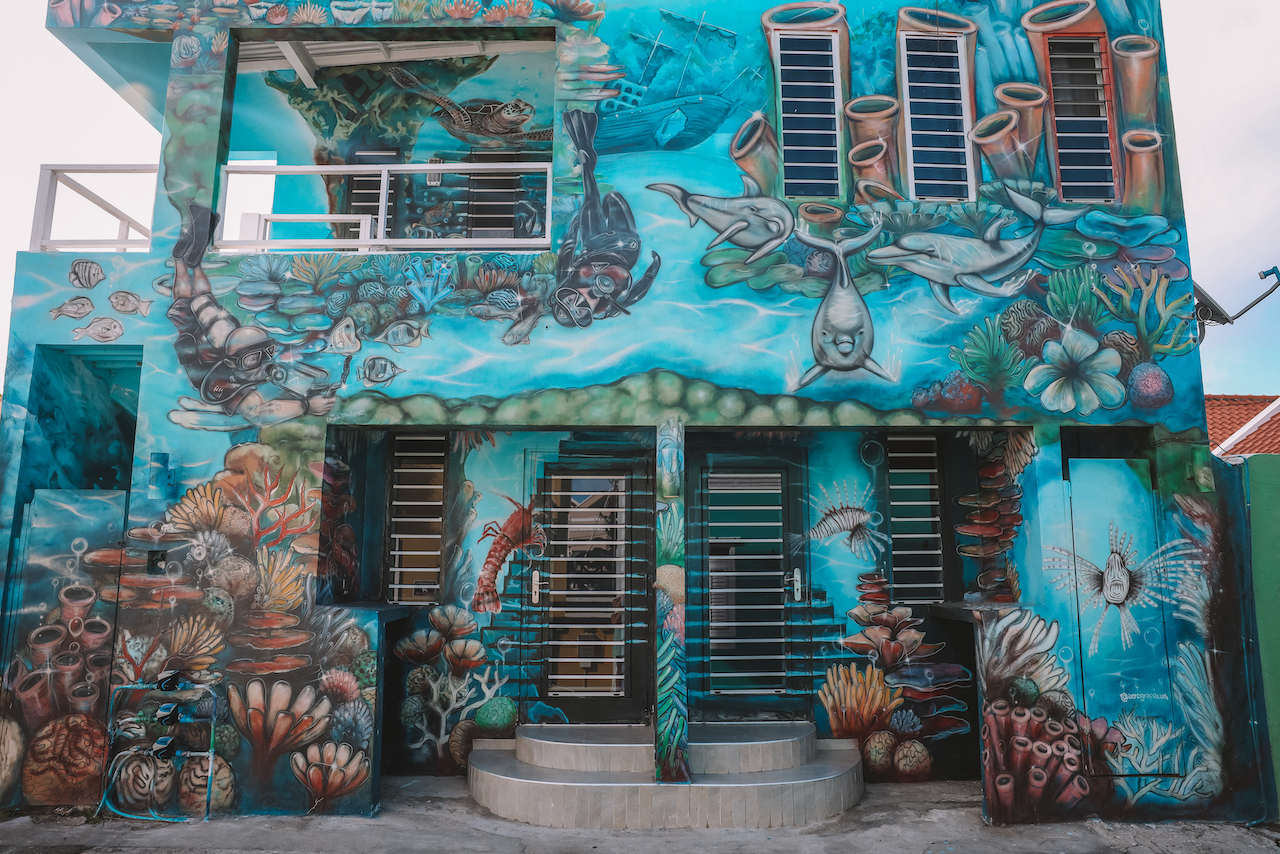 Immeuble entier peint en aquarium - Willemstad - Curaçao - Îles ABC - Caraïbes