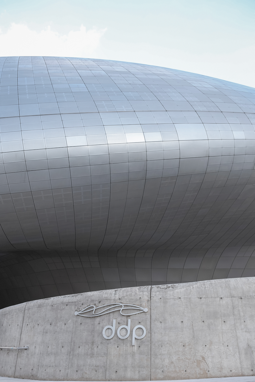 Stunning design by Zaha Hadid at DDP - Seoul - South Korea