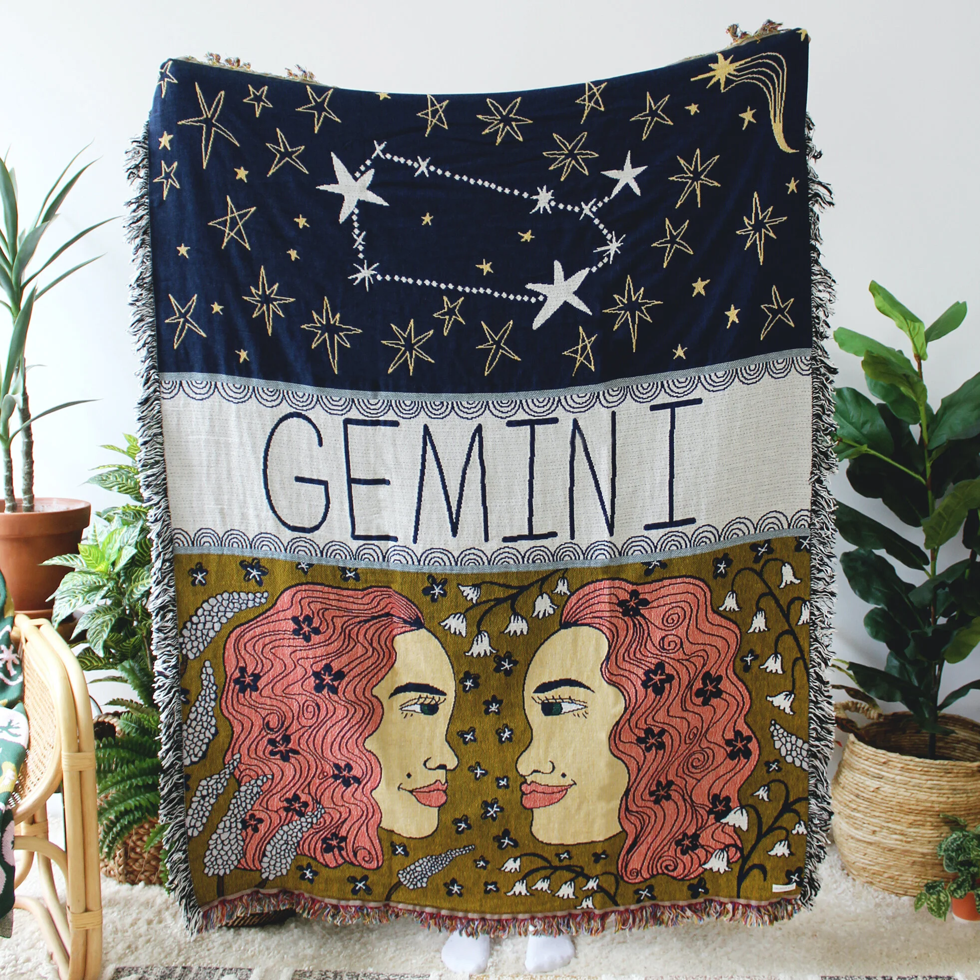 ZODIAC GEMINI BLANKET IMG_2111.JPG