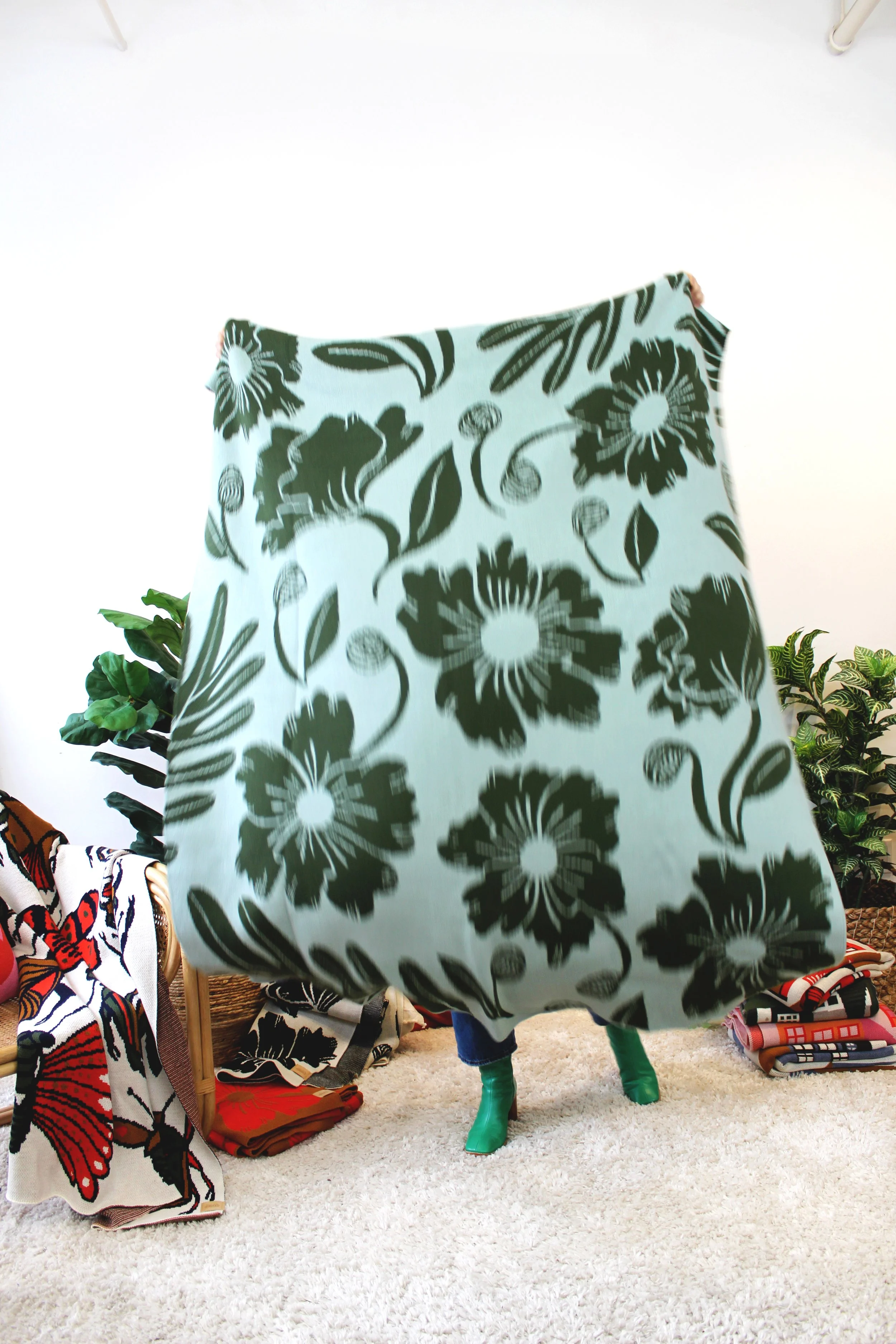 Garden View Merino Wool Blanket IMG_3157.JPG