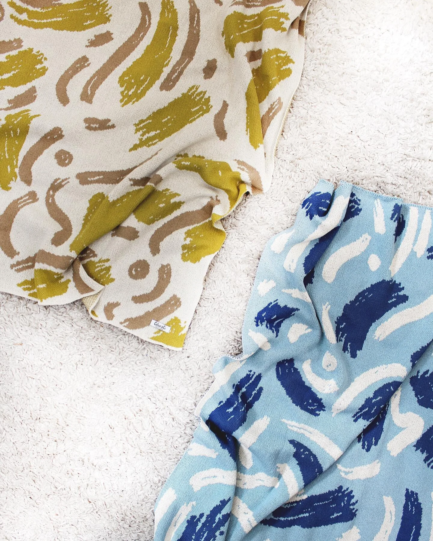 Paint Happy 🎨  cozy colorful knit blanket, both colors currently in stock 🎁